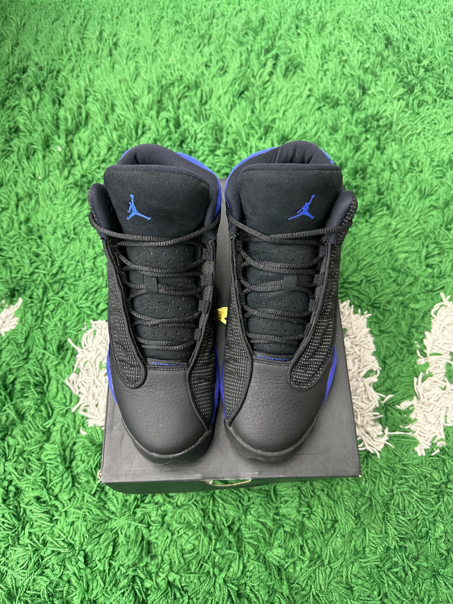 JORDAN 13 RETRO BLACK HYPER ROYAL (GS) PRE-OWNED SIZE 7Y