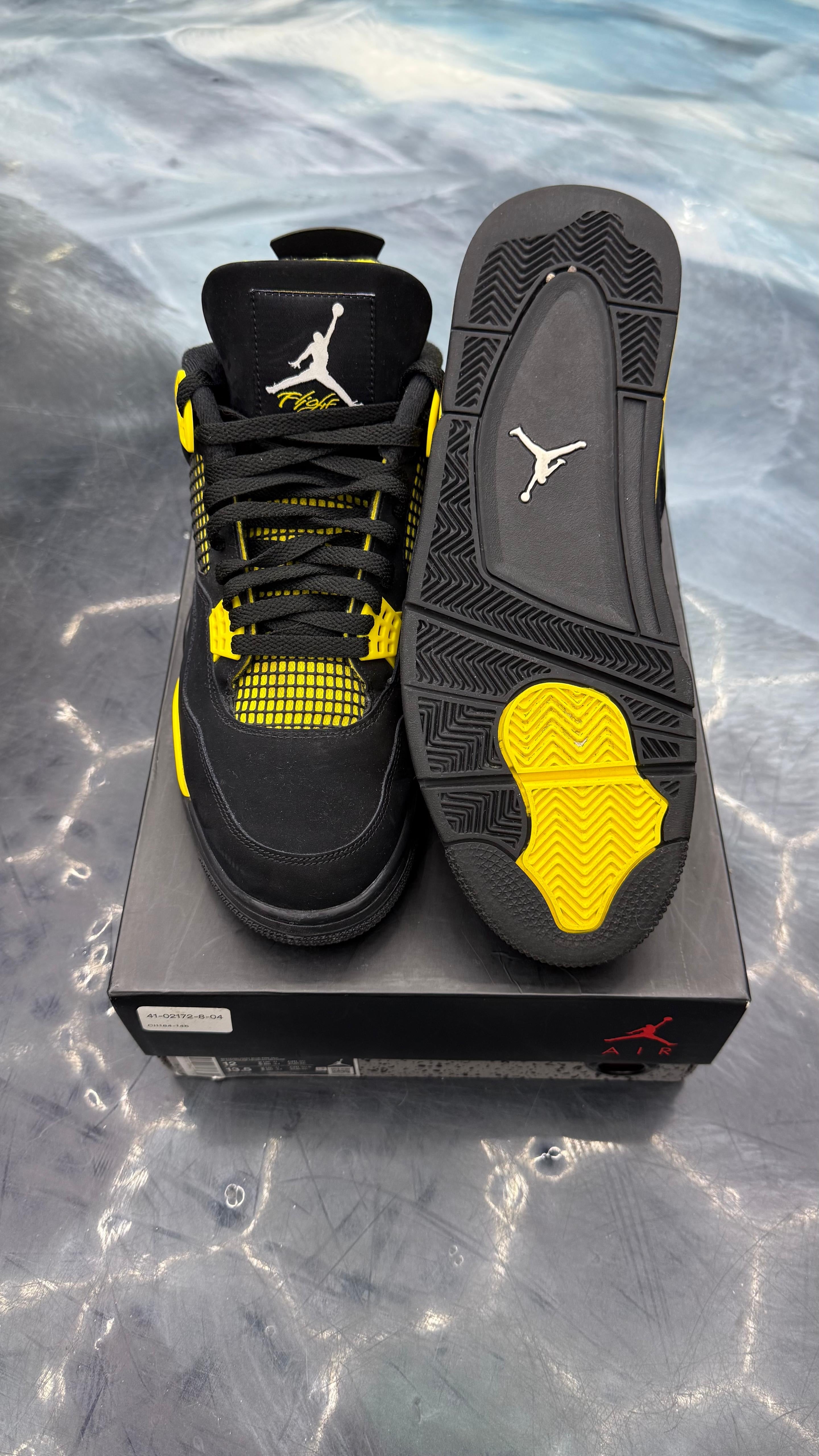 JORDAN 4 RETRO YELLOW THUNDER PRE OWNED SIZE