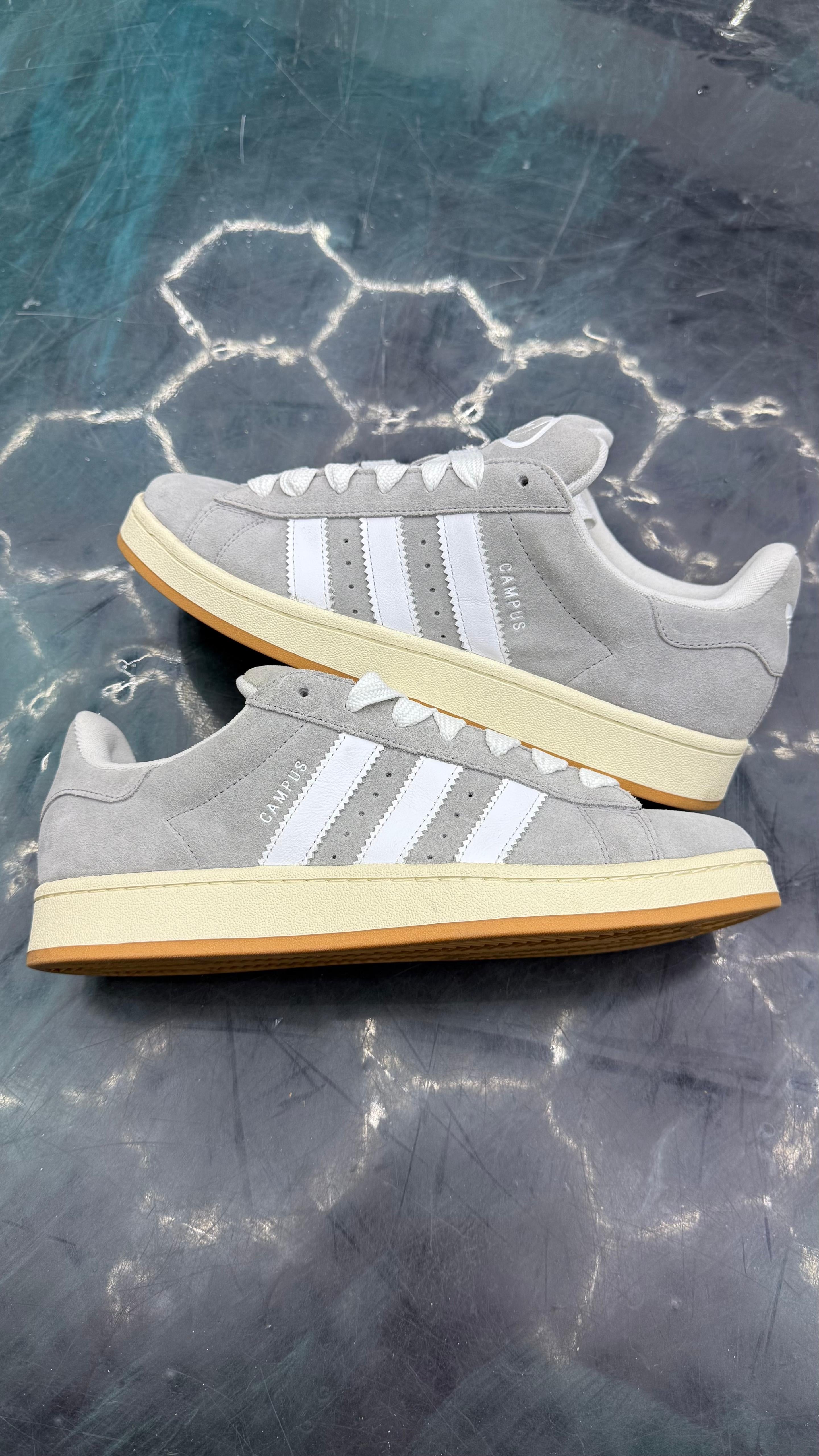 ADIDAS CAMPUS GREY WHITE PRE OWNED SIZE 11 NO BOX