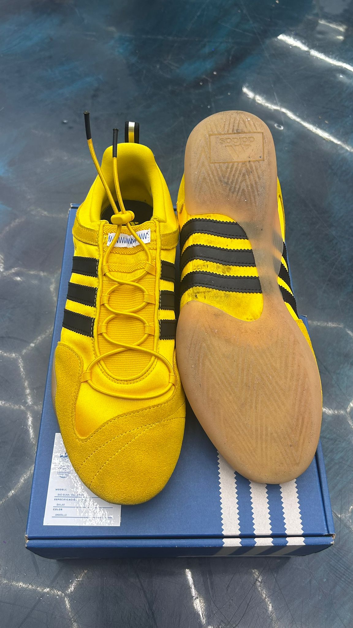 ADIDAS BALLERINA BAD BUNNY PRE OWNED SIZR 11.5
