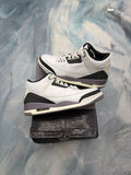 JORDAN 3 RETRO CEMENT GREY PRE OWNED SIZE 8