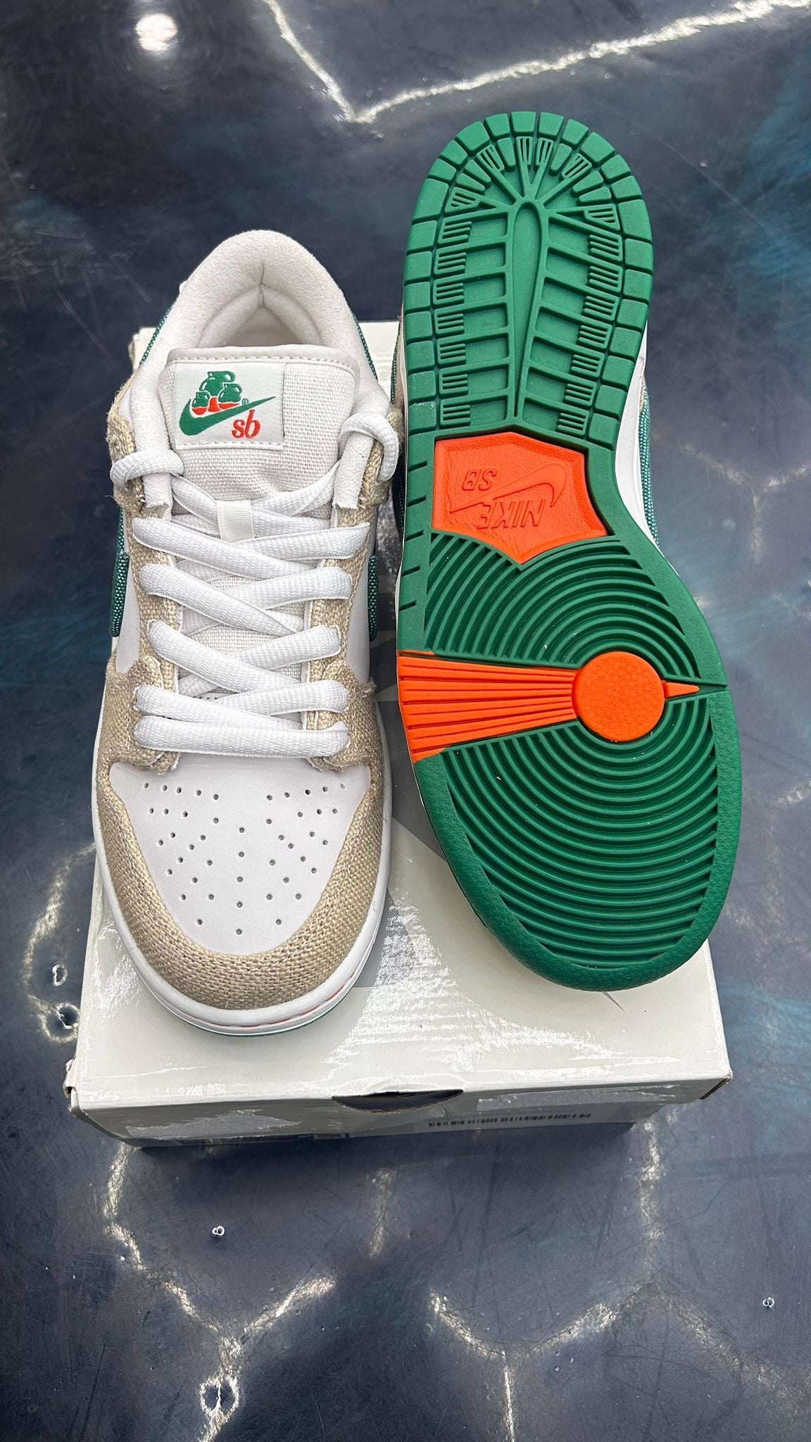 NIKE SB DUNK LOW JARRITOS TRIED ON SIZE 7