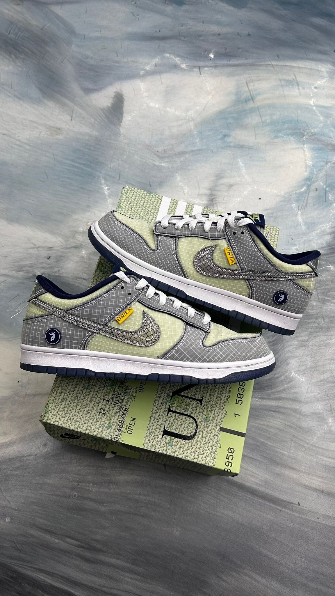 NIKE DUNK LOW UNION PASSPORT PACK PISTACHIO PRE OWNED SIZE 8