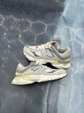 NEW BALANCE 9060 SEA SALT WHITE PRE OWNED SIZE 10 NO BOX