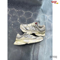 NEW BALANCE 9060 SEA SALT WHITE PRE OWNED SIZE 10 NO BOX