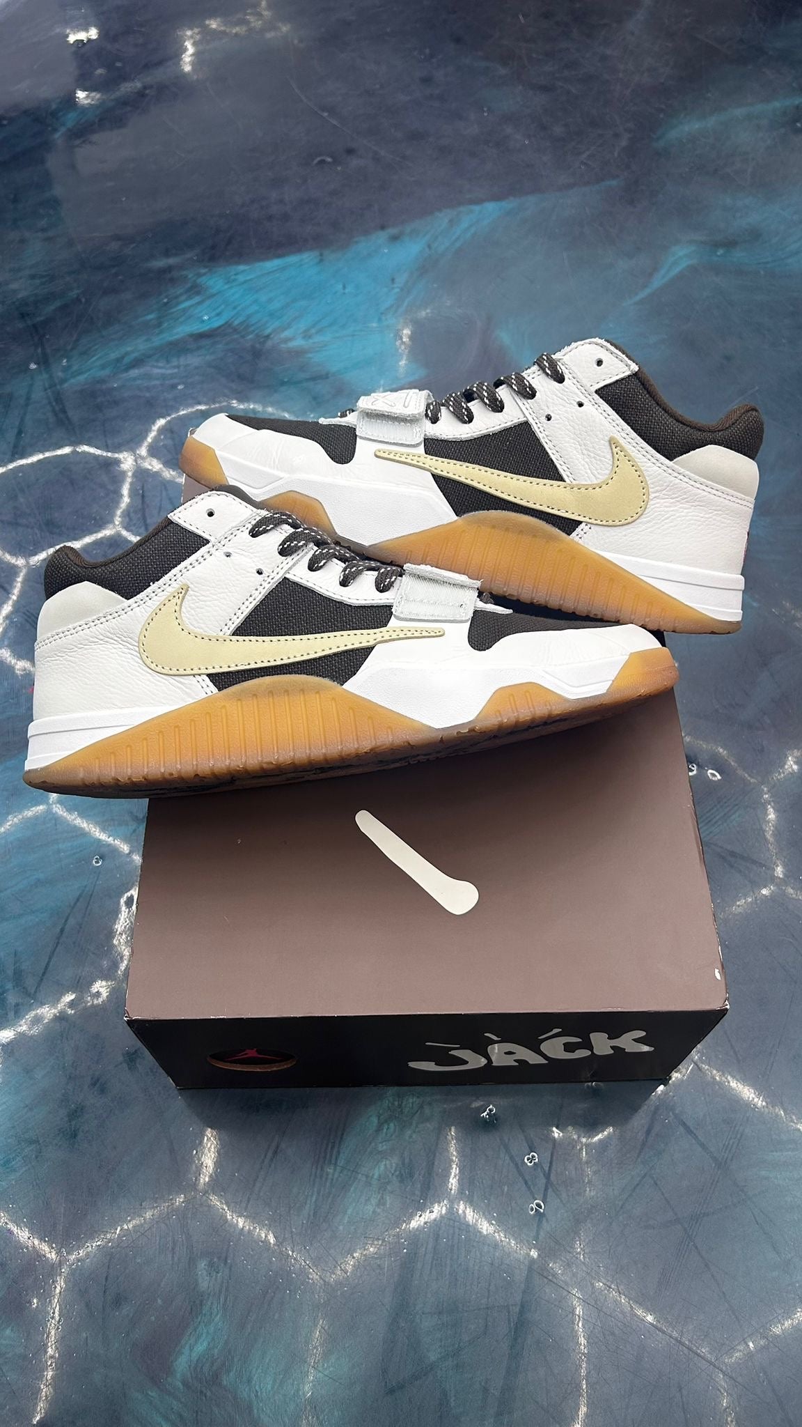 JORDAN JUMPMAN JACK TR TRAVIS SCOTT SAIL PRE OWNED SIZE 11