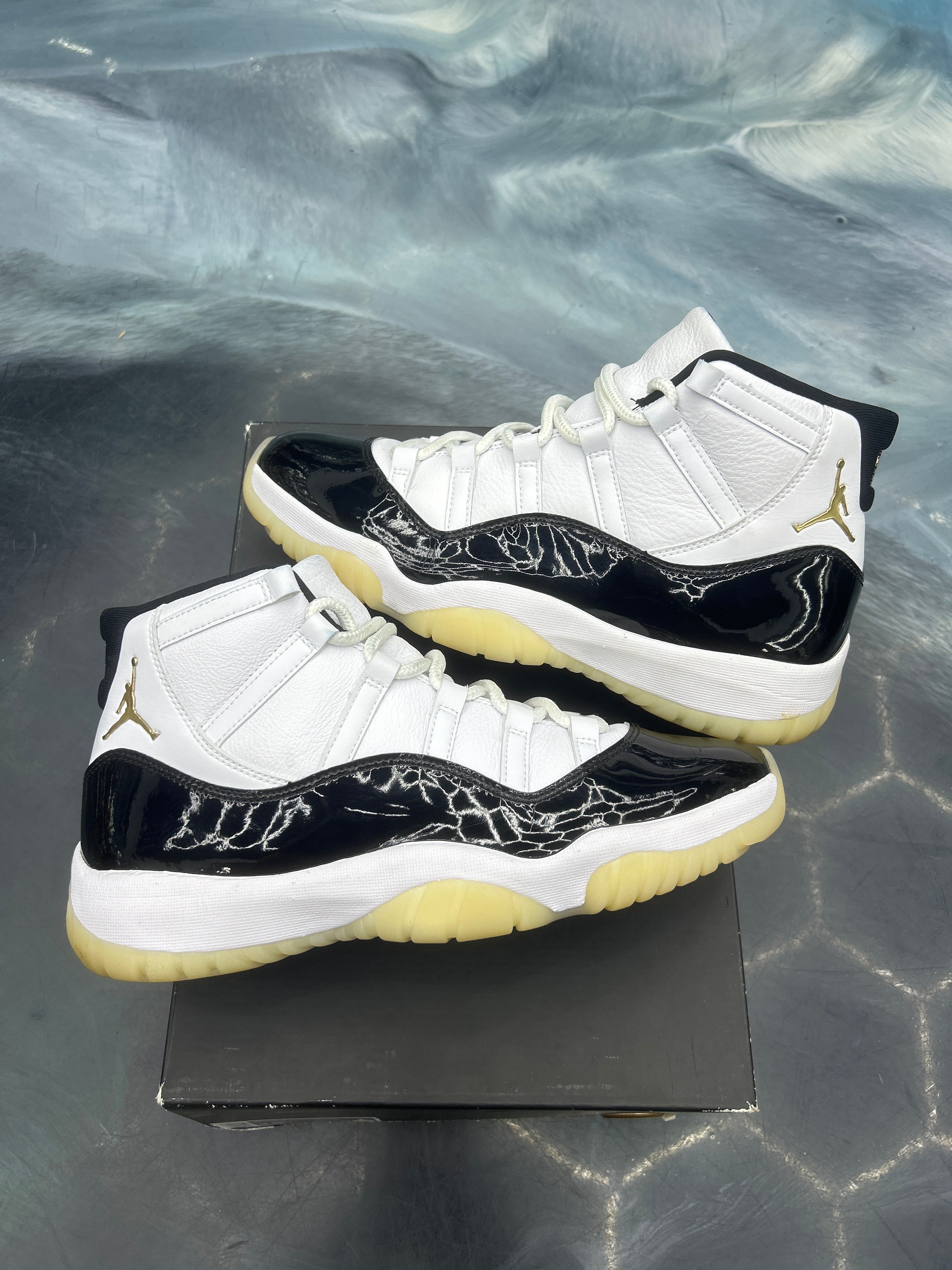 JORDAN 11 RETRO DMP GRATITUDE (2023) PRE OWNED SIZE 12