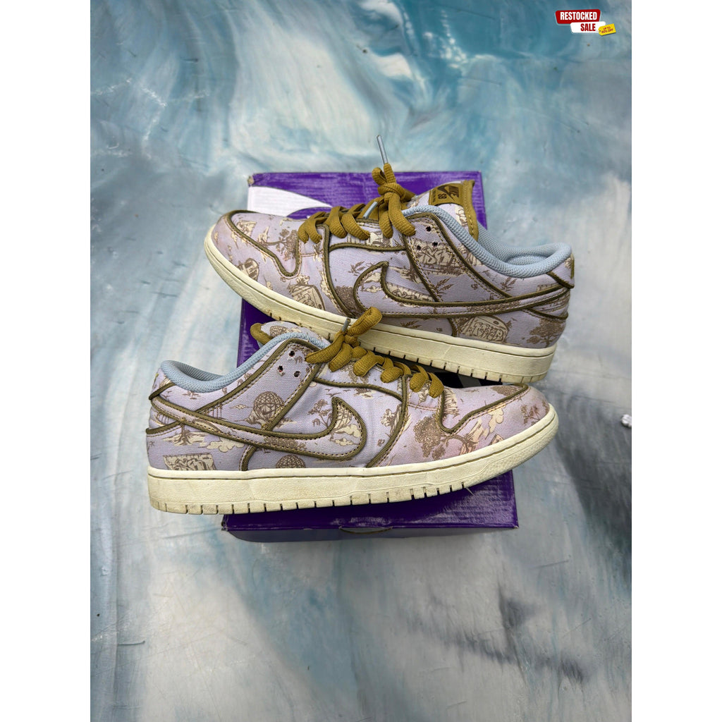 NIKE SB DUNK LOW PREMIUM CITY OF ATYLE PRE OWNED SIZE 10