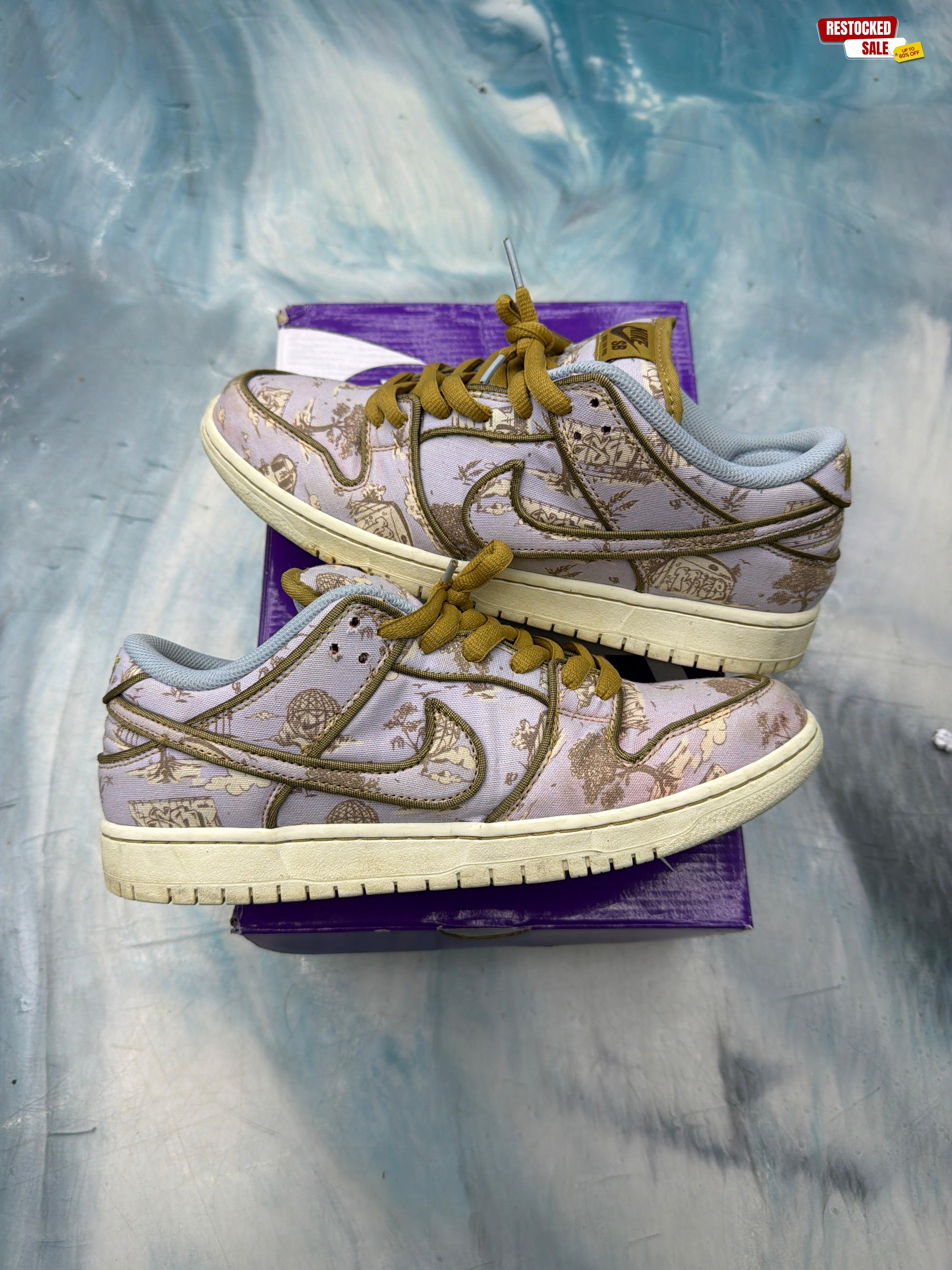 NIKE SB DUNK LOW PREMIUM CITY OF ATYLE PRE OWNED SIZE 10