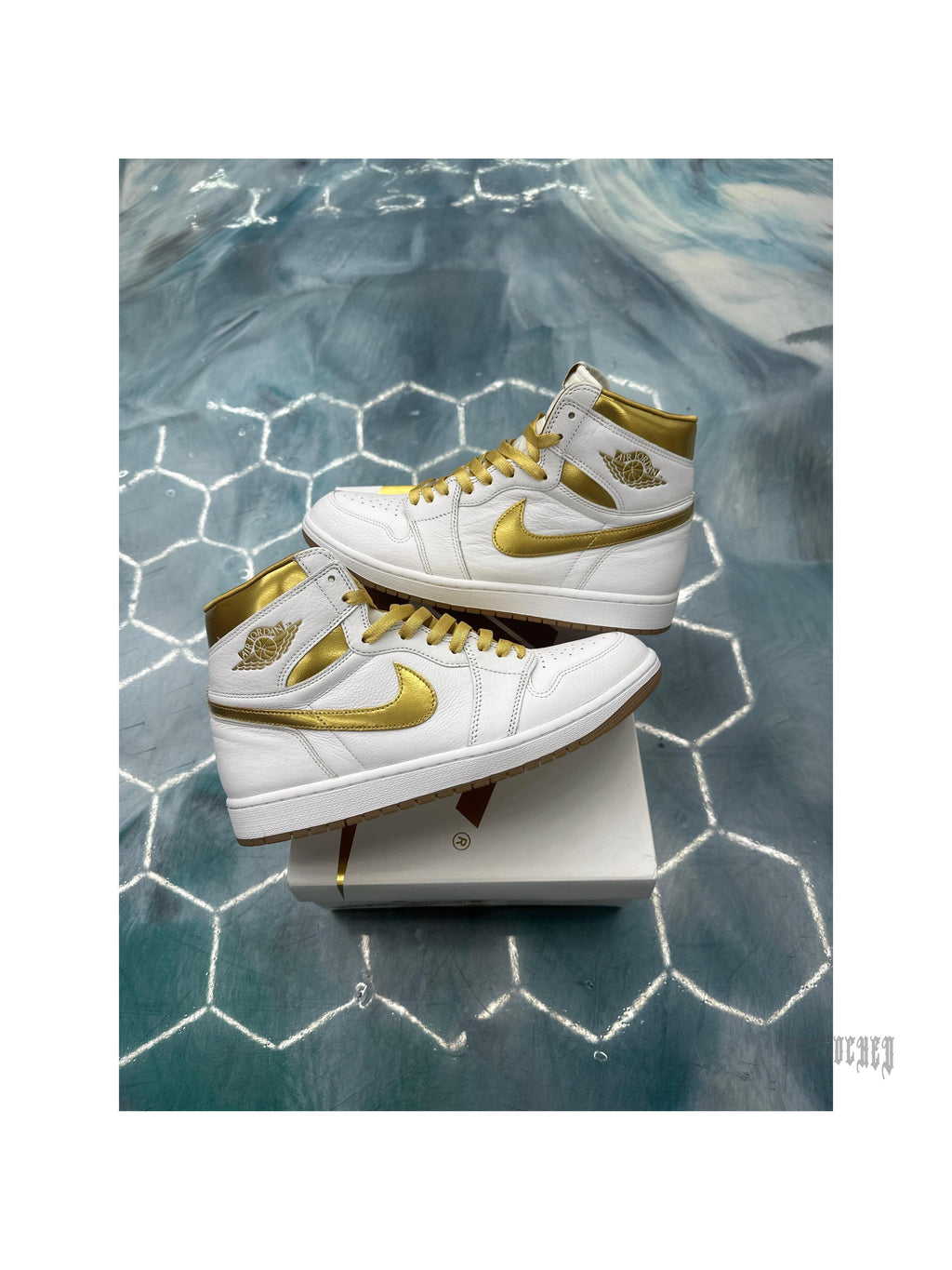 JORDAN 1 RETRO HIGH OG METALLIC GOLD 11.5W10M