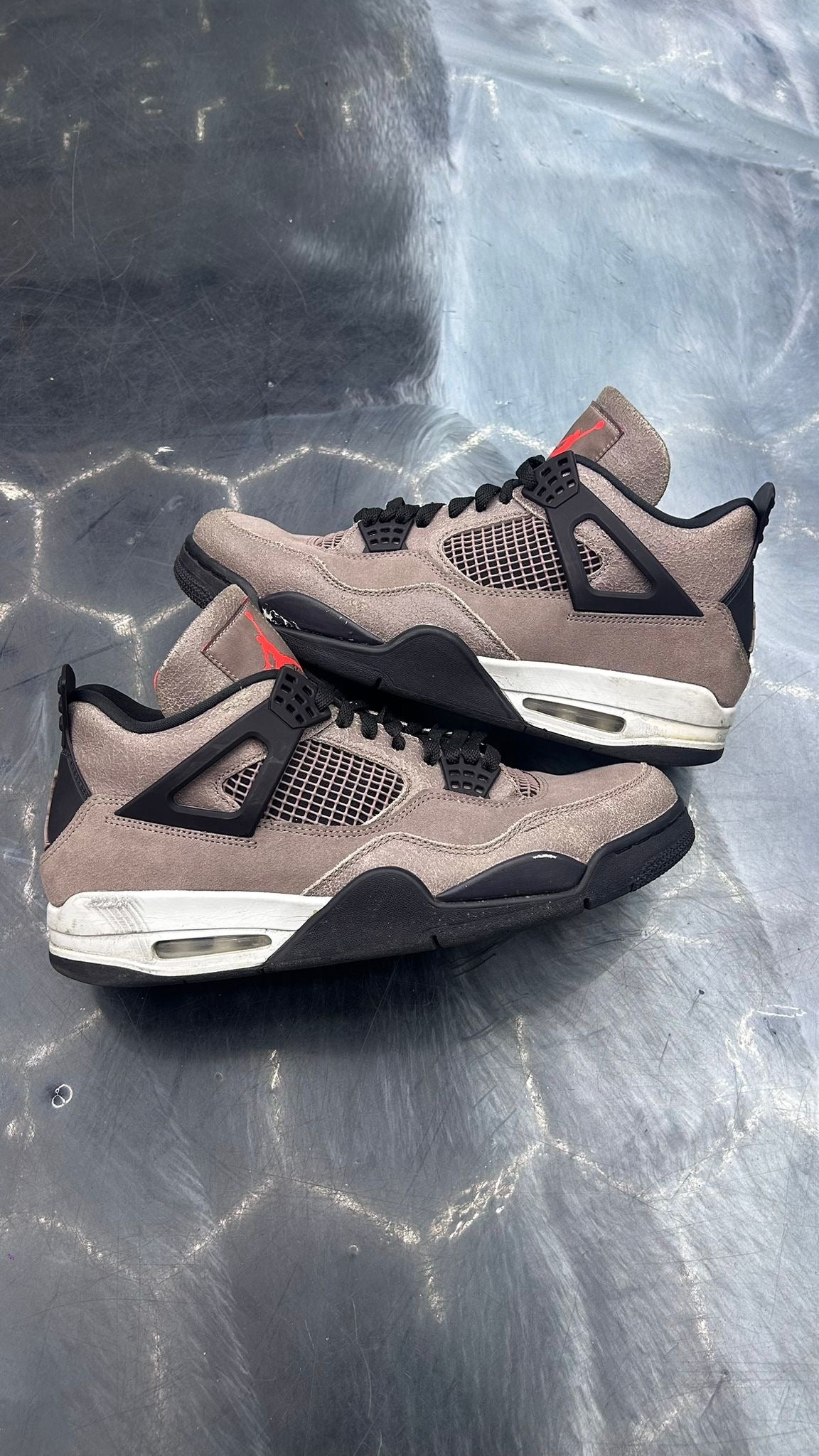 JORDAN 4 RETRO TAUPE HAZE PRE OWNED SIZE 12 NO BOX