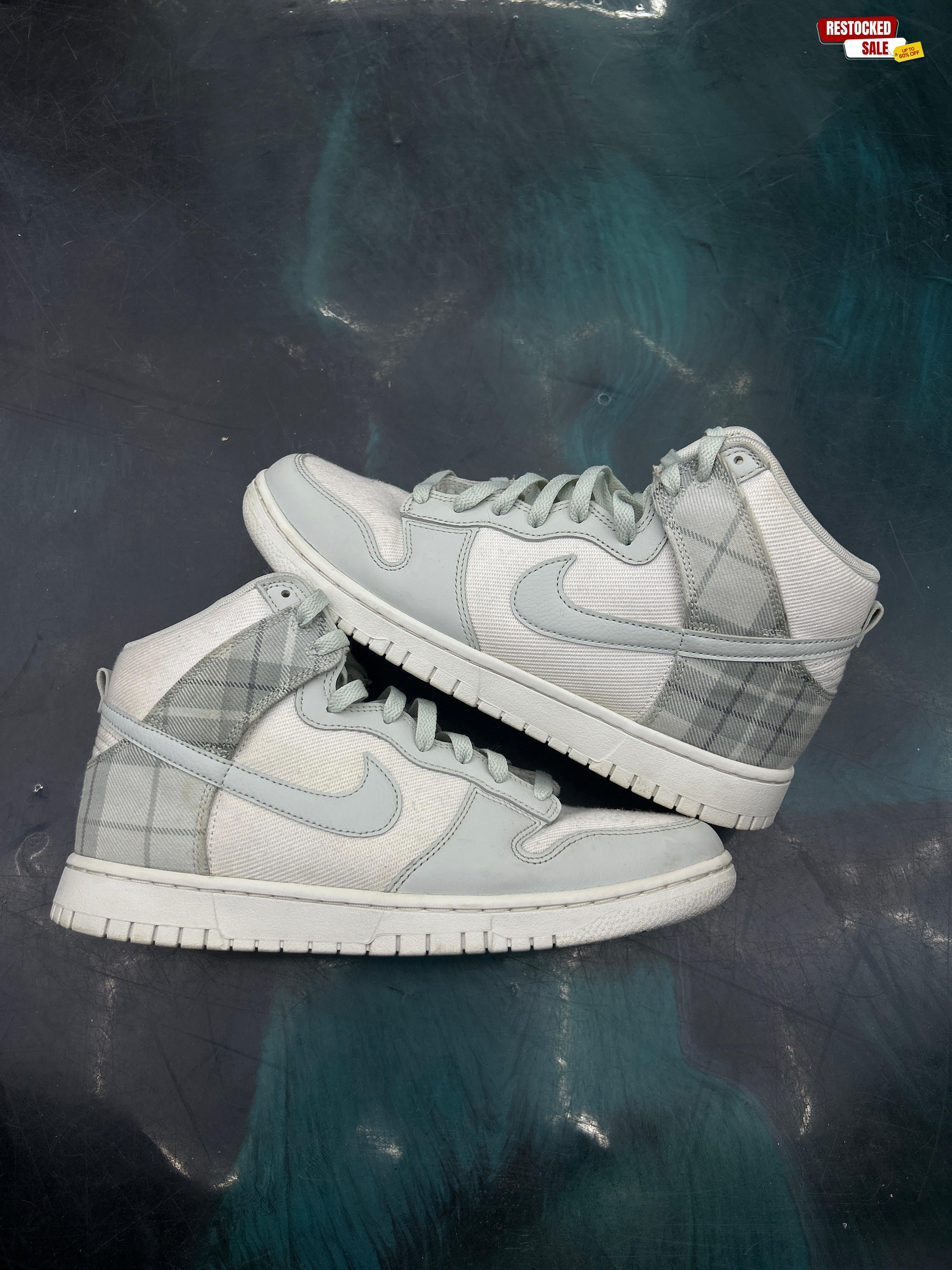 NIKE DUNK HIGH SE TARTAN PLAID WHITE LIGHT GREEN PRE OWNED SIZE 10 NO BOX