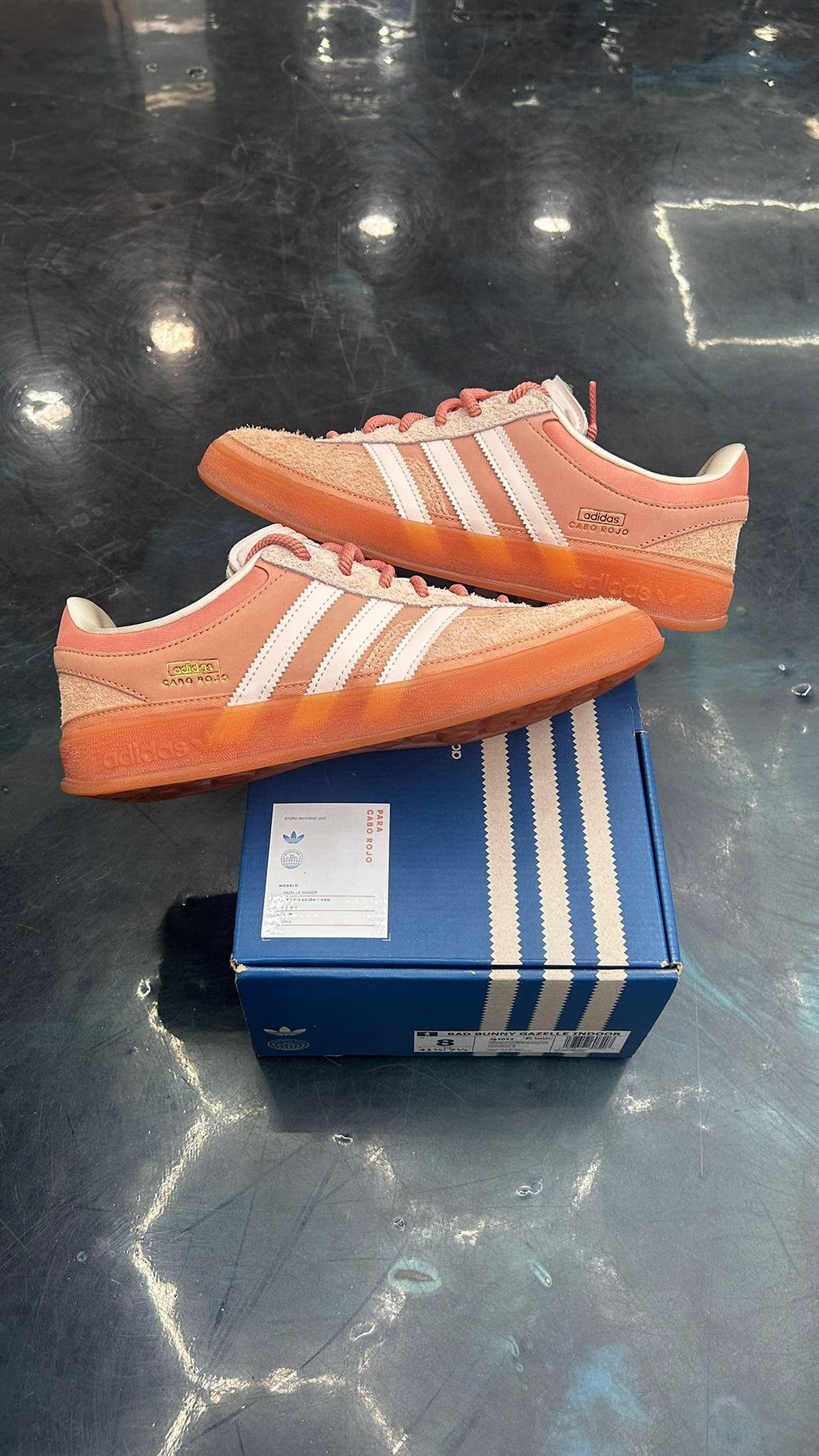 ADIDAS GAZELLE INDOOR BAD BUNNY CABO ROJO PRE OWNED SIZE 8