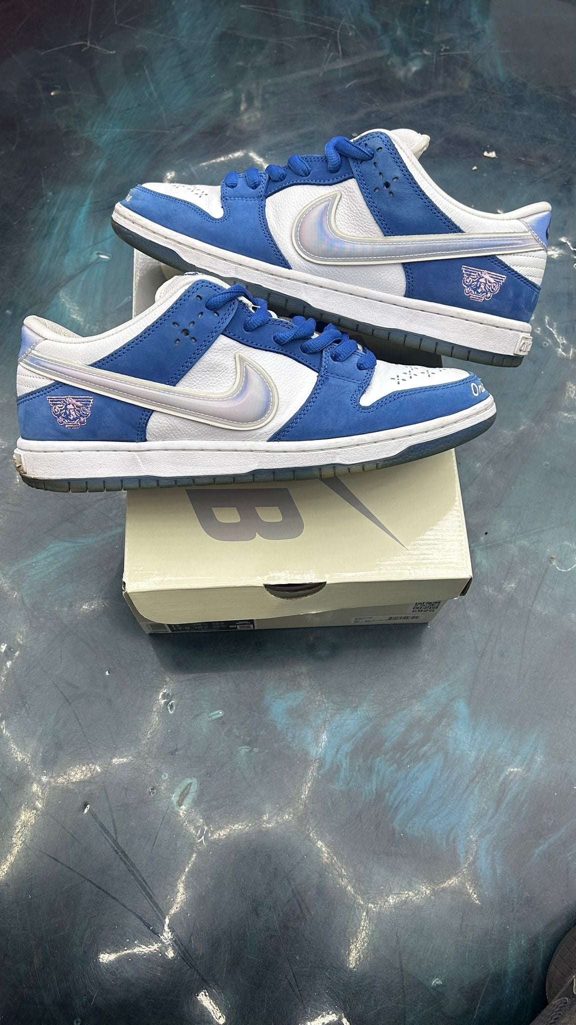 NIKE SB DUNK BORN RAISED ONE BLOCK AT A TIME PRE OWNED SIZE 11