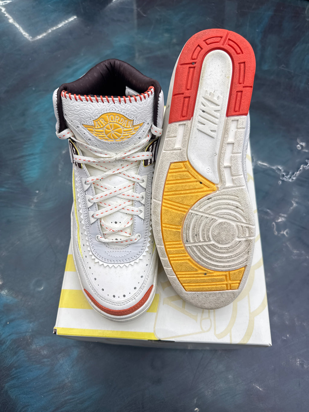 JORDAN 2 RETRO SP MAISON CHATEAU ROUGE PRE OWNED SIZE 8