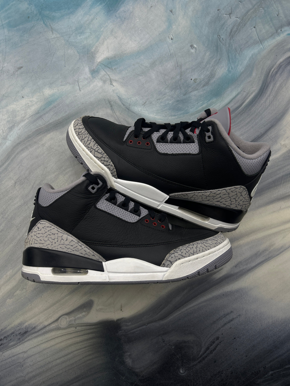 JORDAN 3 RETRO OG BLACK CEMENT (2024) PRE OWNED NO BOX SIZE 9