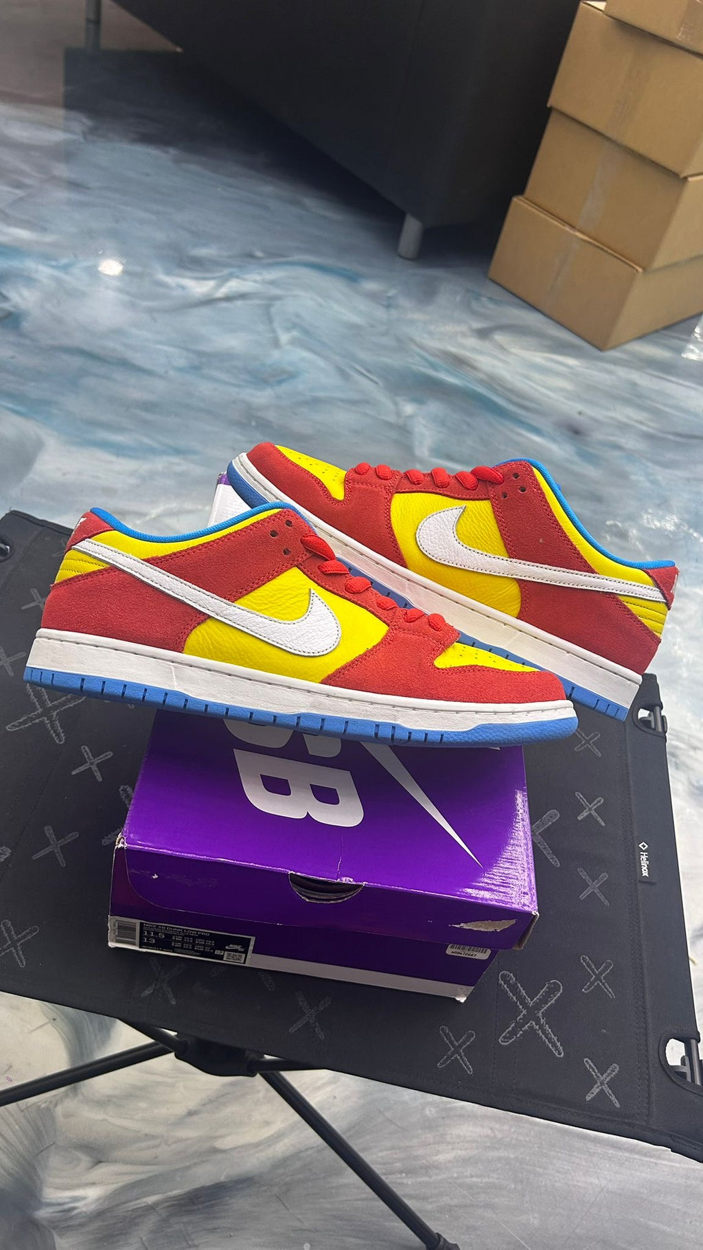 NIKE SB DUNK LOW BART SIMPSON PRE OWNED SIZE 11.5