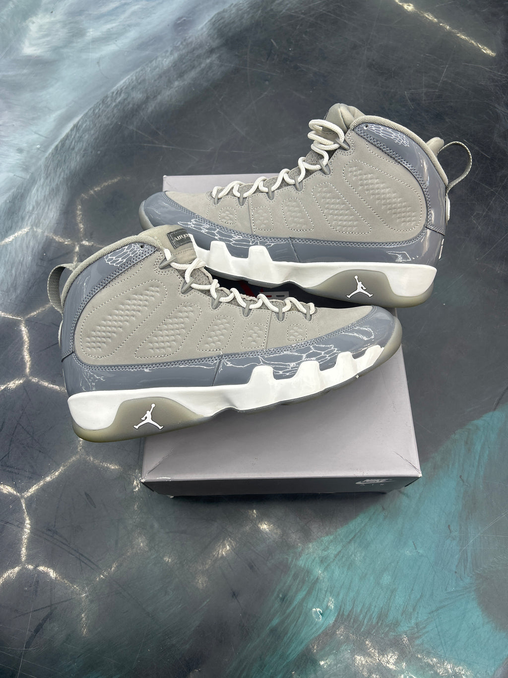 JORDAN 9 RETRO COOLGREY PRE-OWNED SIZE 11