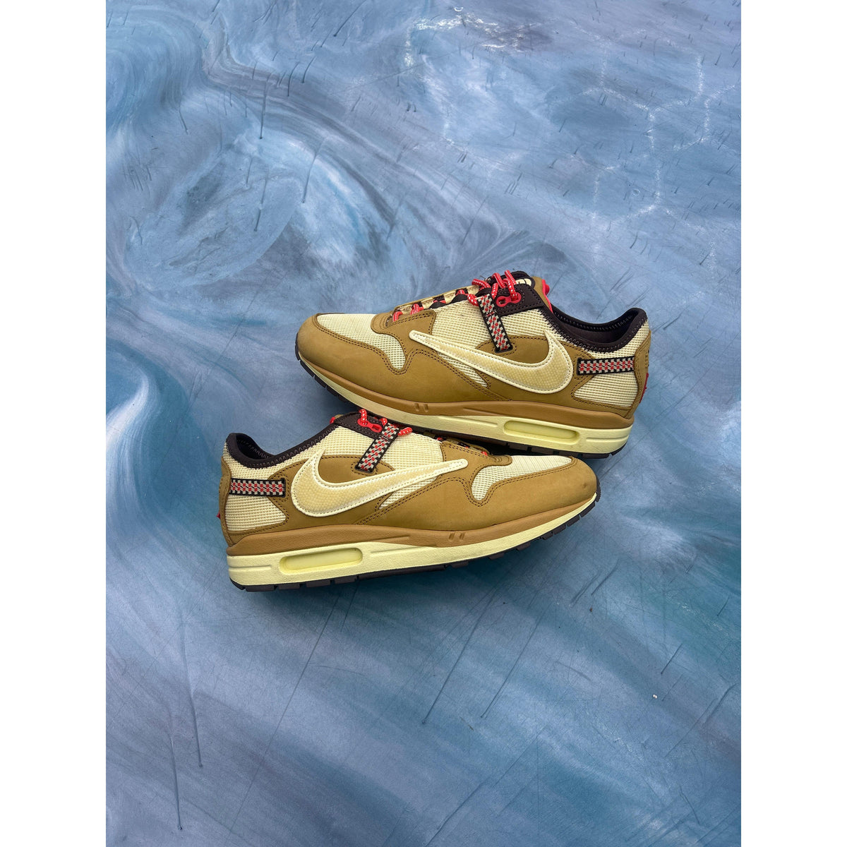 NIKE AIR MAX 1 TRAVIS SCOTT CACTUS JACK WHEAT LEMON DROP (PREOWNED) SIZE 10