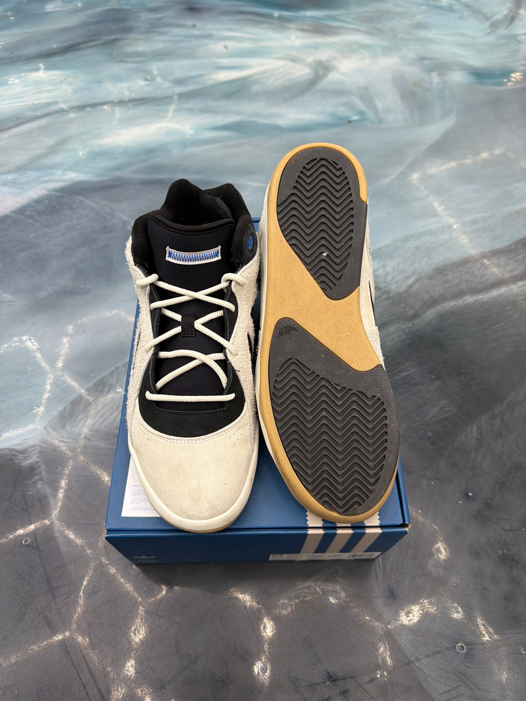 ADIDAS BADBO 1.0 RISE PRE OWNED SIZE 11.5