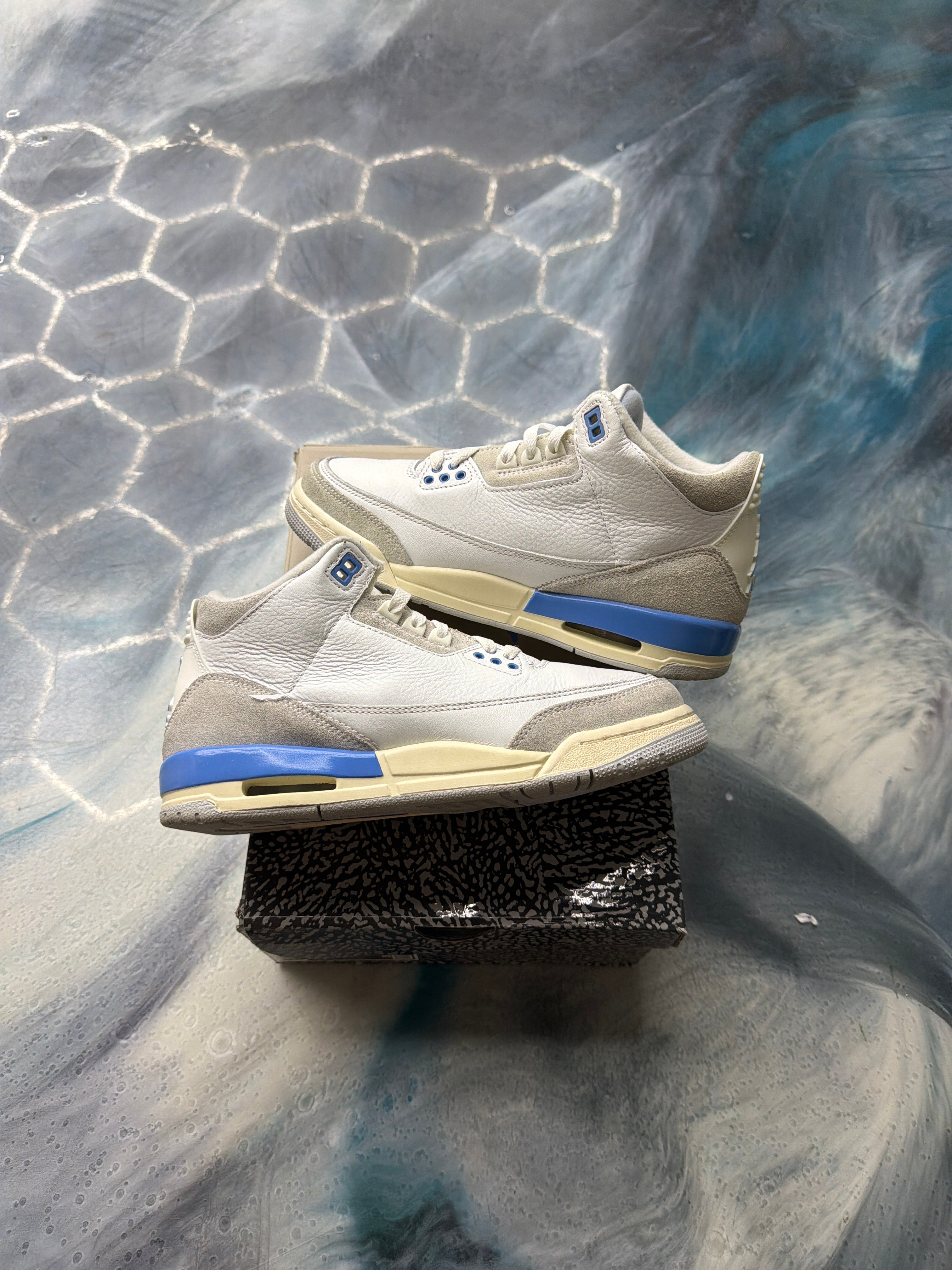 JORDAN 3 RETRO LUCKY SHORTS PRE OWNED SIZE 7Y