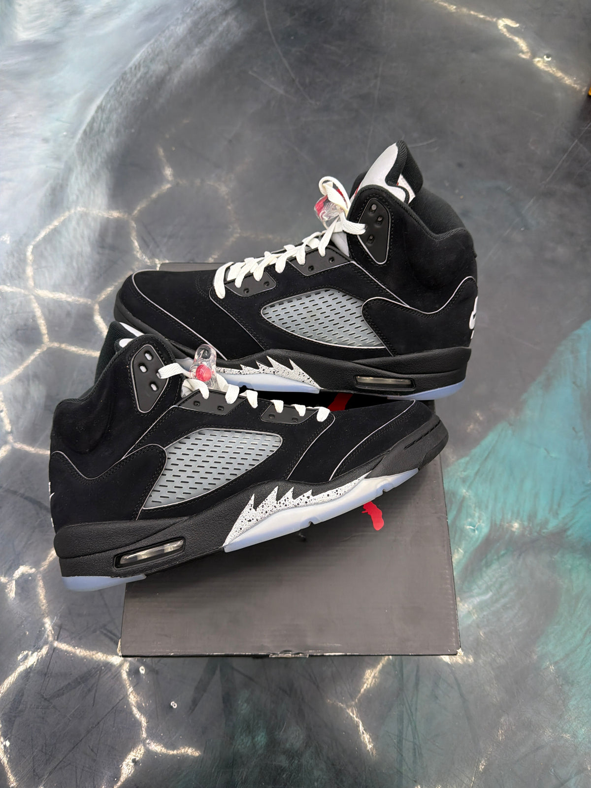 JORDAN 5 RETRO OG BLACK METALLIC REIMAGINED PRE OWNED SIZE 12
