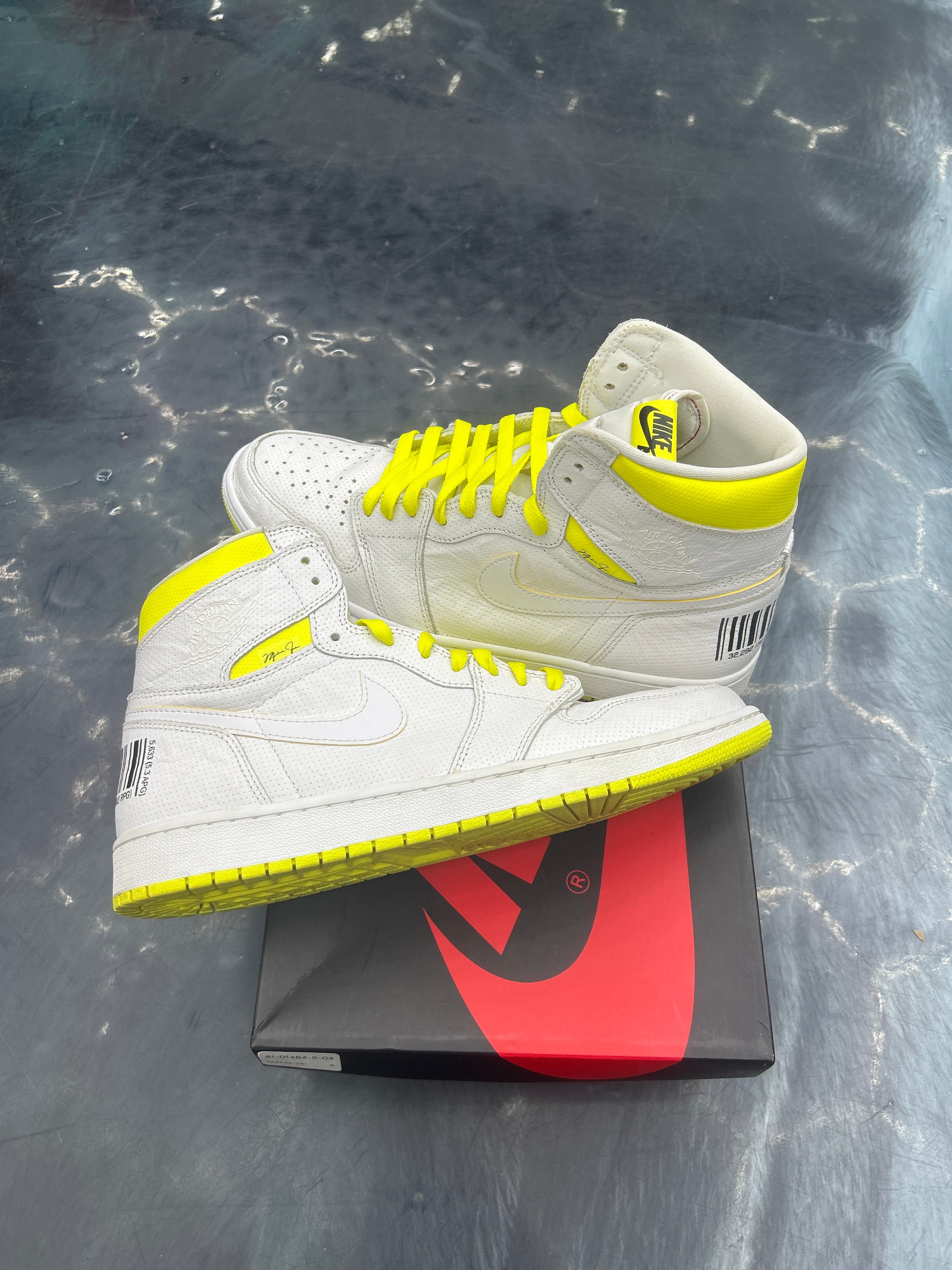 JORDAN 1 RETRO HIGH FIST CLASS FIGHT PRE OWNED SIZE 12