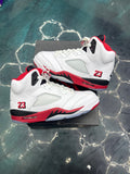 JORDAN 5 RETRO FIRE RED BLACK TOUNGE (2025) PRE OWNED SIZE 8.5