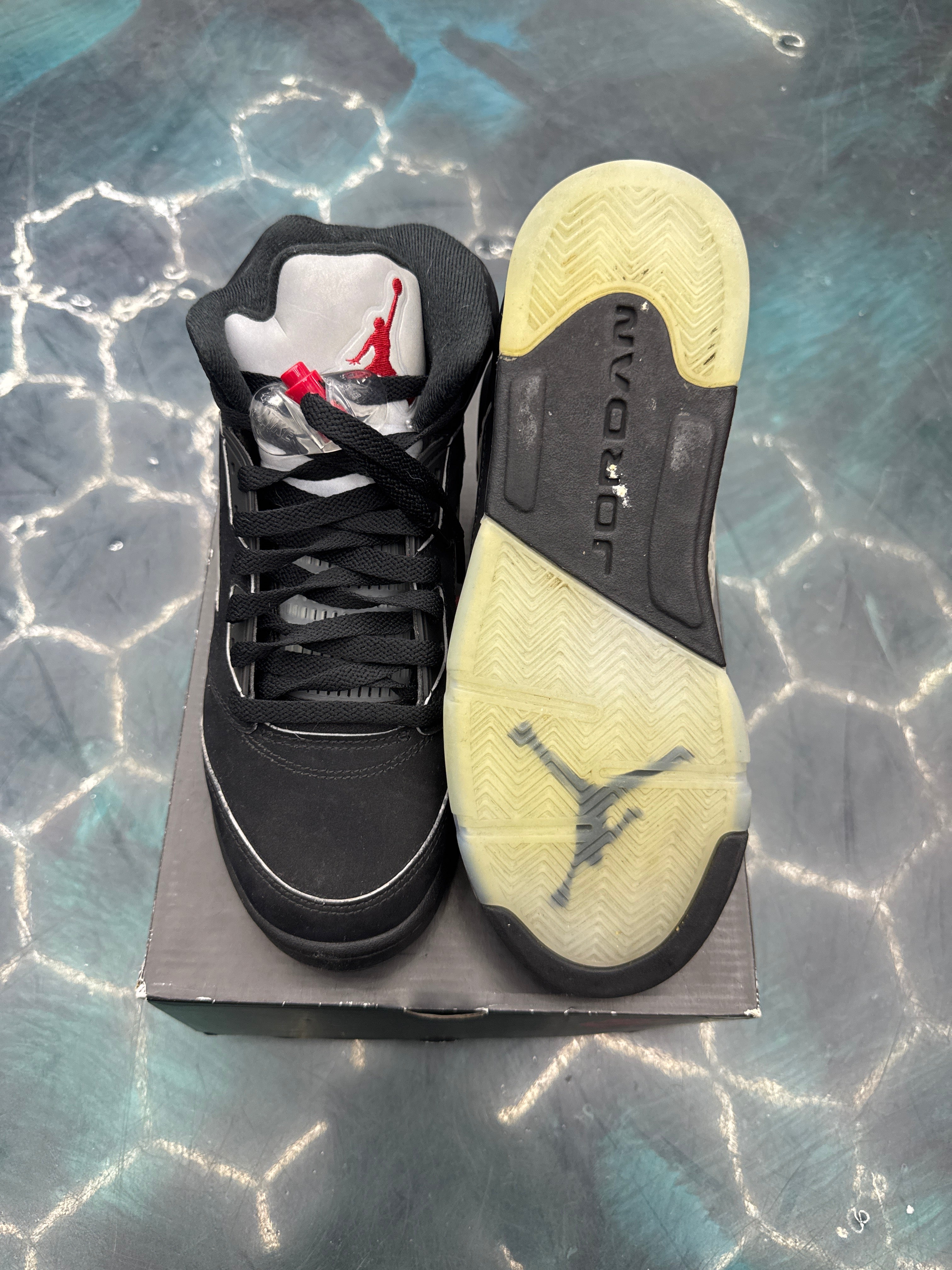 JORDAN 5 RETRO OG BLACK METALLIC REIMAGINED PRE OWNED SIZE 7Y
