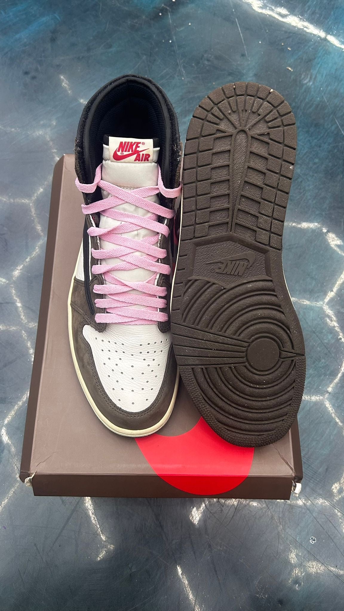 JORDAN 1 RETRO OG SP TRAVIS SCOTT MOCHA PRE OWNED SIZE 11