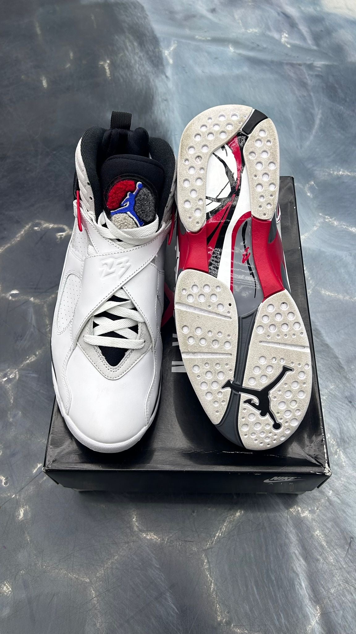 JORDAN 8 RETRO WHITE TRUE RED (2025) PRE OWNED SIZE 10.5