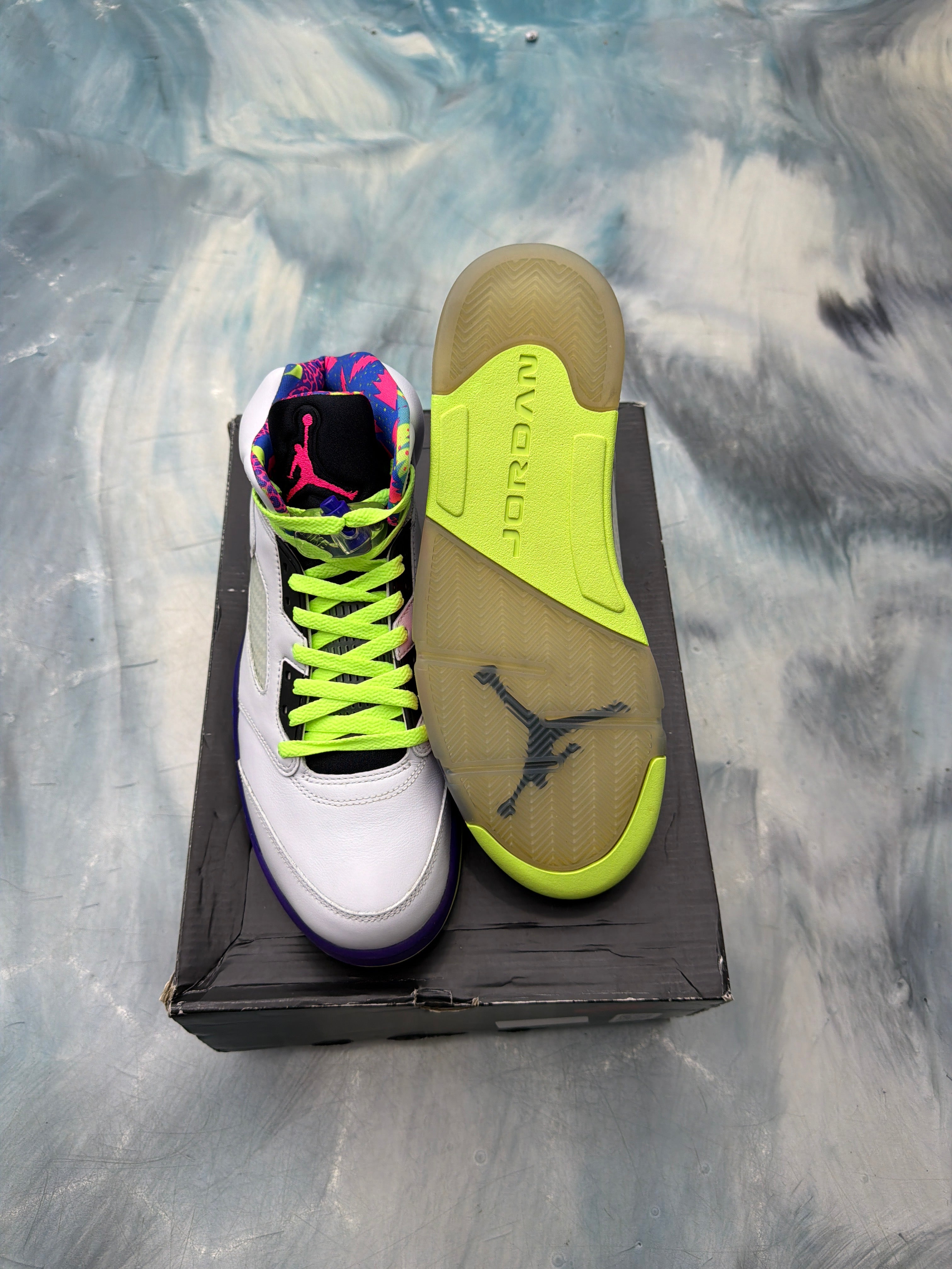 JORDAN 5 RETRO ALTERNATE BEL-AIR PRE OWNED SIZE 11
