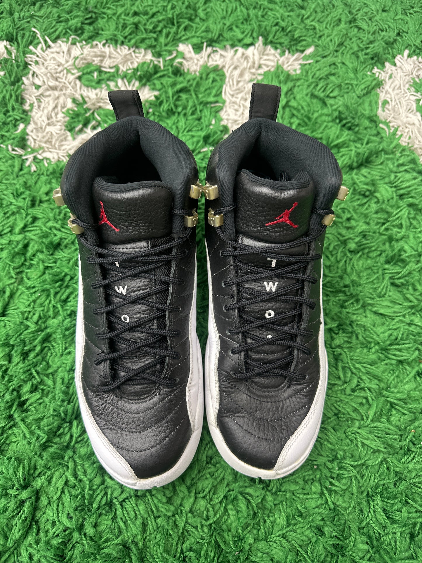 JORDAN 12 RETRO PLAYOFFS (2022) (GS) PRE-OWNED SIZE 7Y