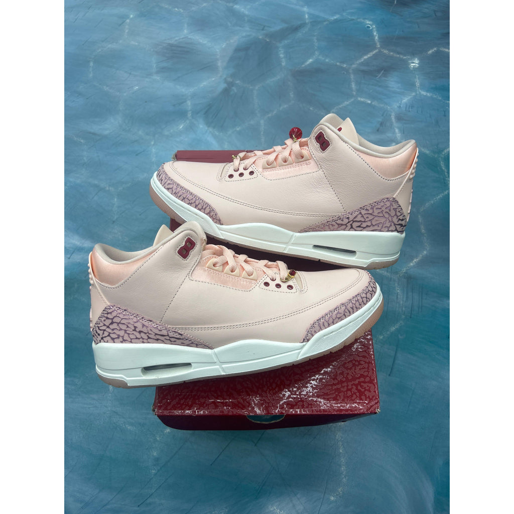 JORDAN 3 RETRO VALENTINE'S DAY TREAT YOURSELF (2025) PREOWNED SIZE 11.5W