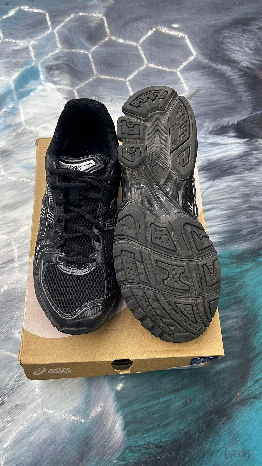 ASICS GEL KAYANO 14 BLACK PURE SILVER PRE OWNED SIZE 10