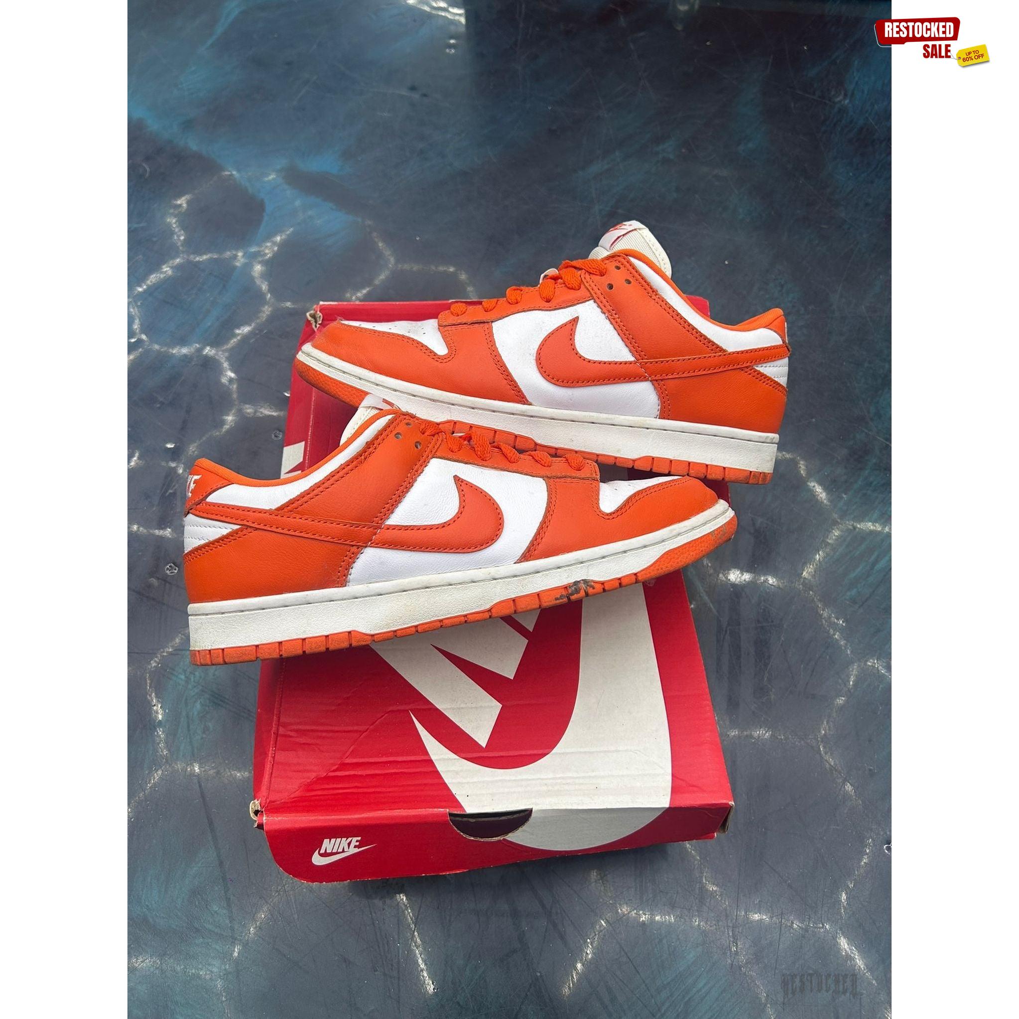 NIKE DUNK LOW SP SYRACUSE PRE OWNED SIZE 9