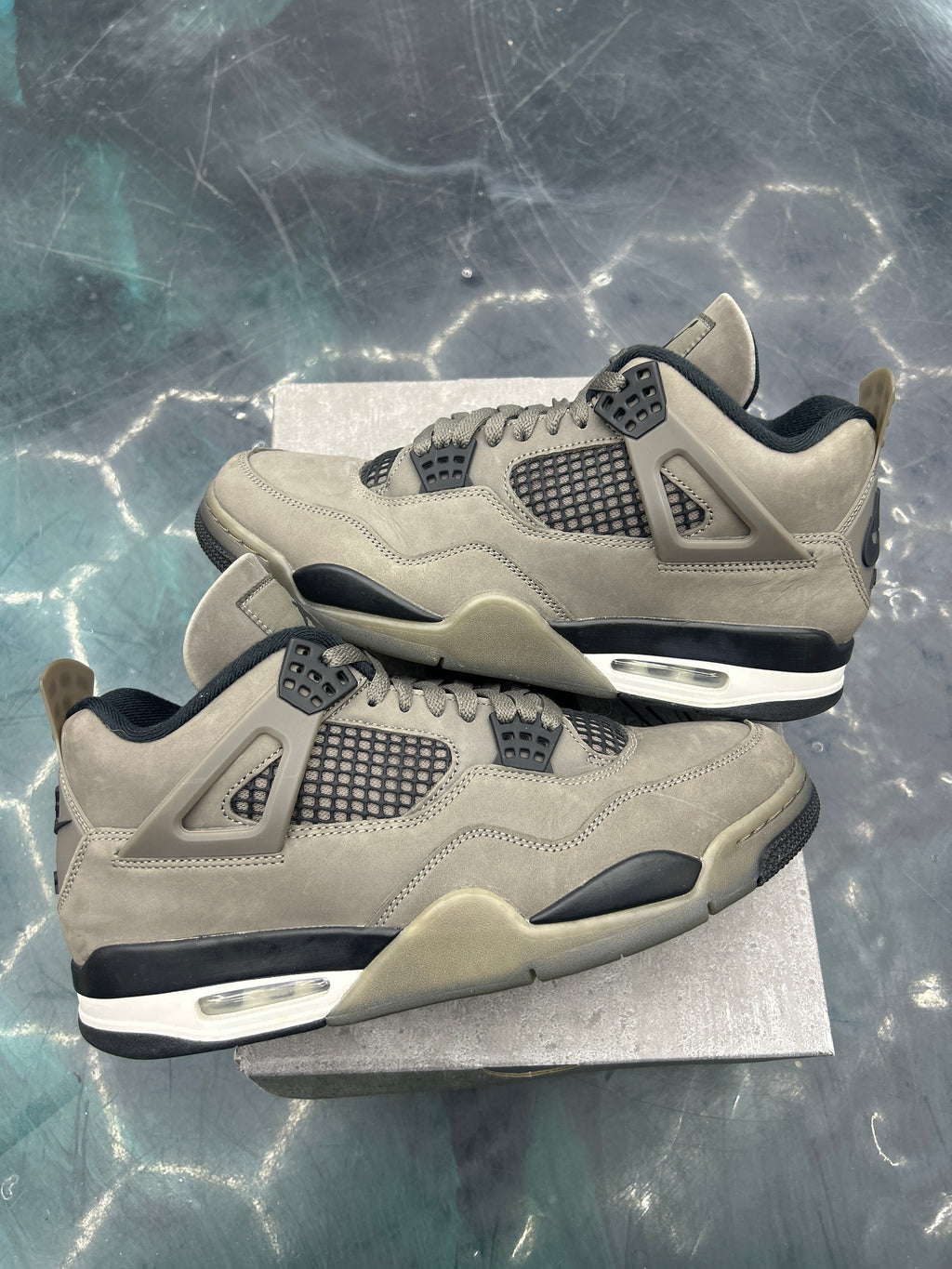 JORDAN 4 RETRO CAVE STONE PREOWNED SIZE 11