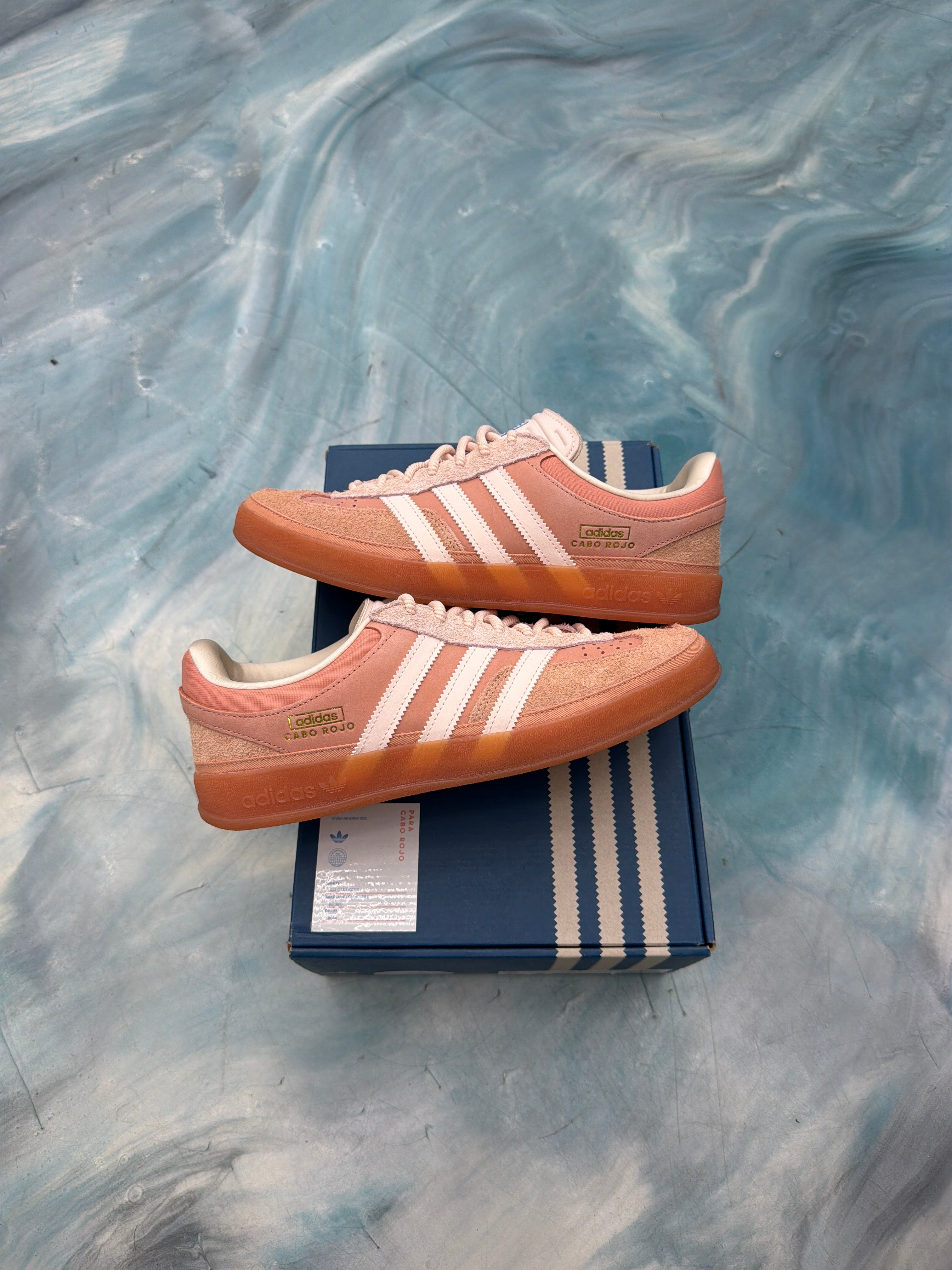 ADIDAS GAZELLE INDOOR BAD BUNNY CABO ROJO PRE OWNED SIZE 8.5