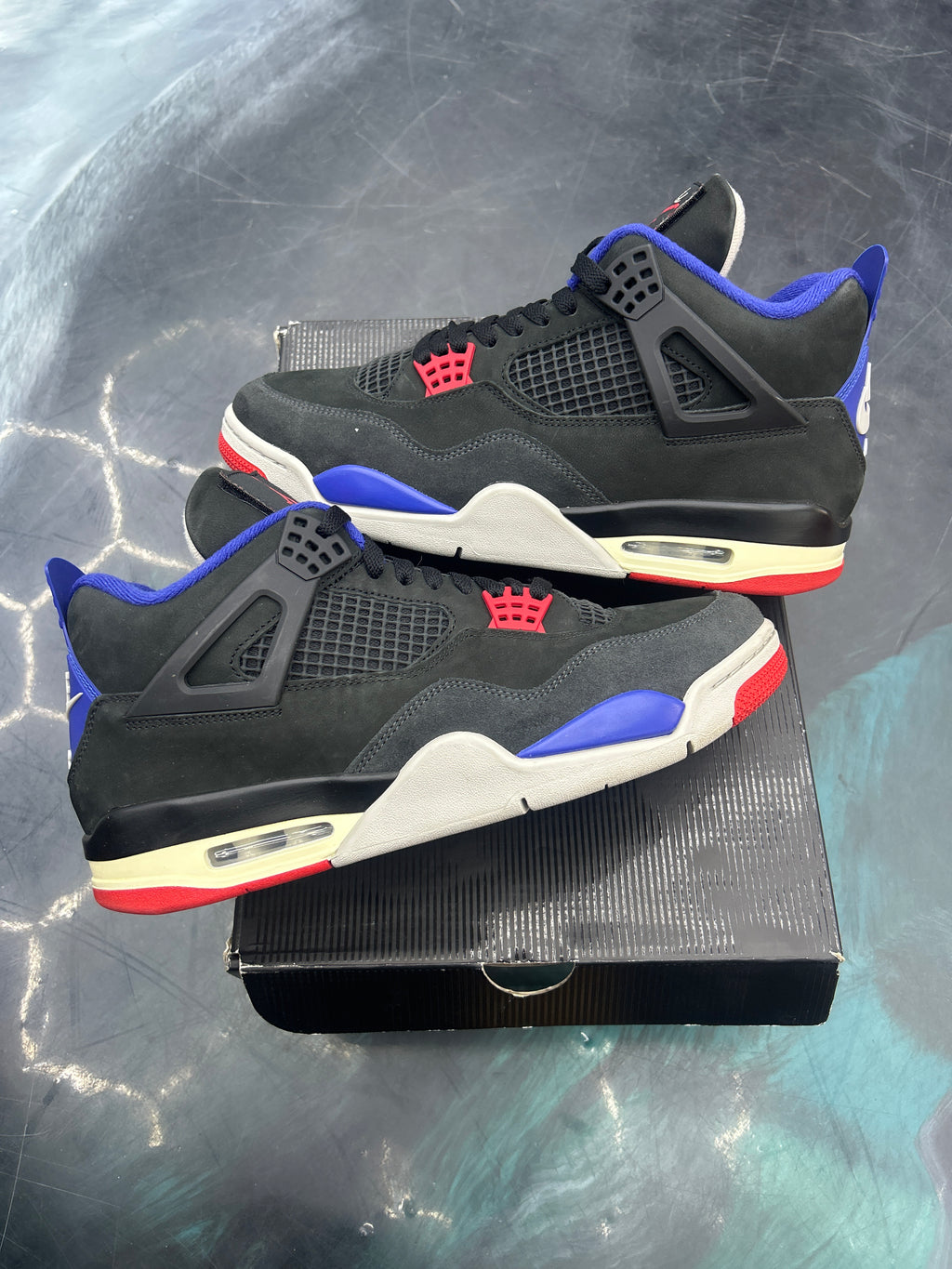 JORDAN 4 RARE AIR PRE OWNED SIZE 11.5
