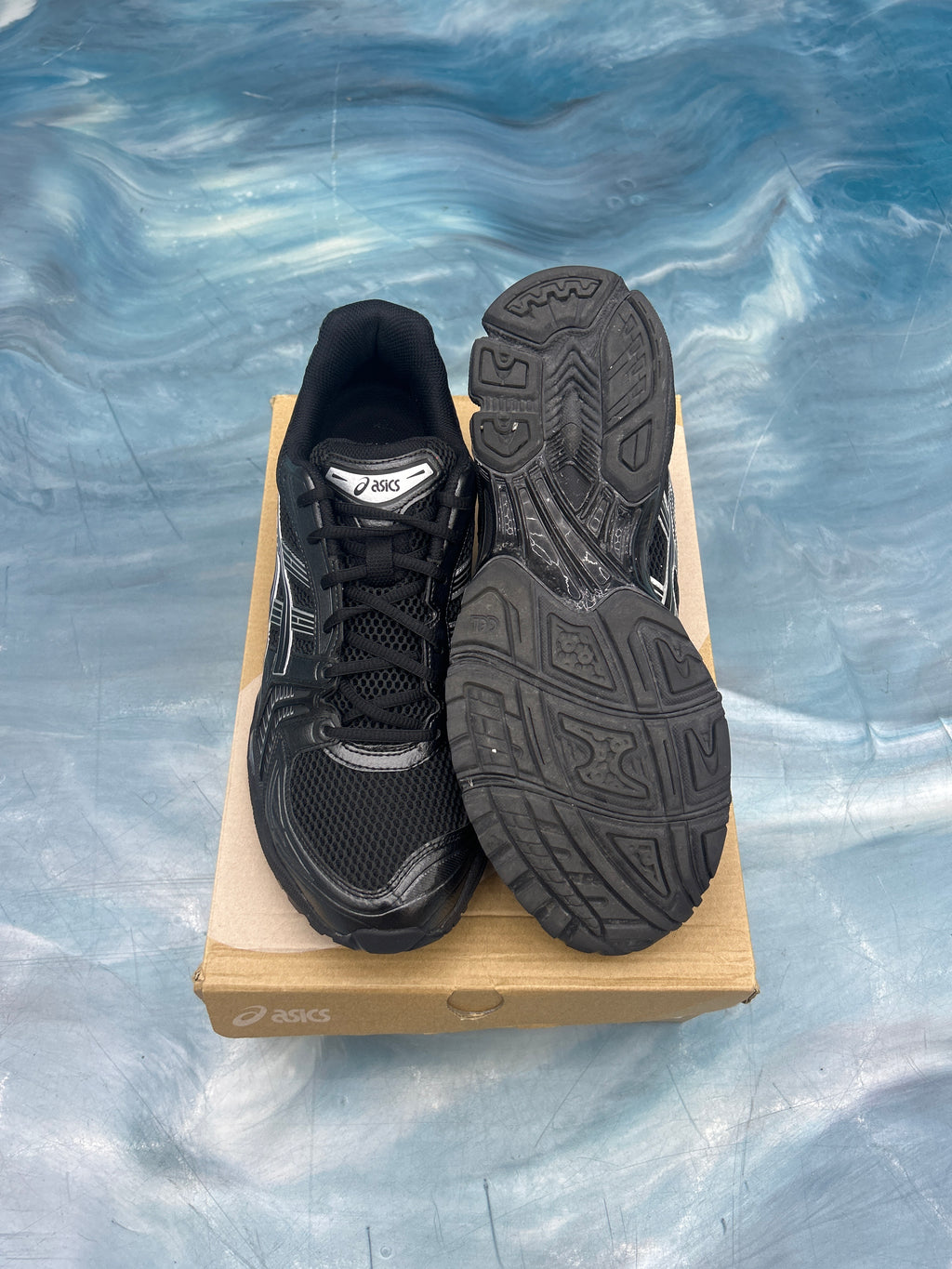 ASICS GEL-KAYANO 14 BLACK PURE SILVER PRE OWNED SIZE 12 NO BOX