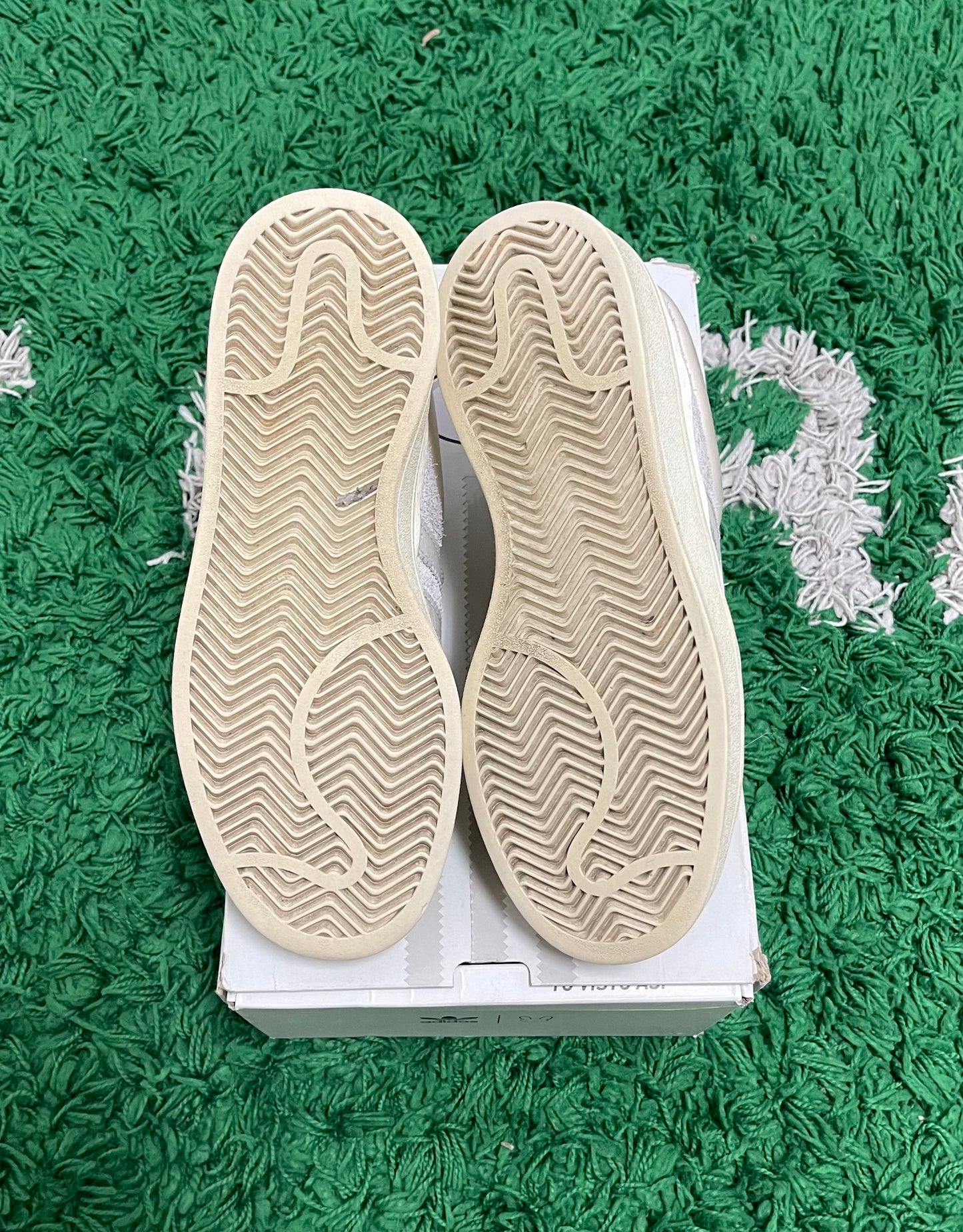 ADIDAS CAMPUS LIGHT BAD BUNNY CREAM PRE-OWNED SIZE 6