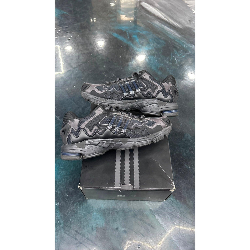 ADIDAS RESPONSE BAD BUNNY TRIPLE BLACK PRE OWNED SIZE 8.5