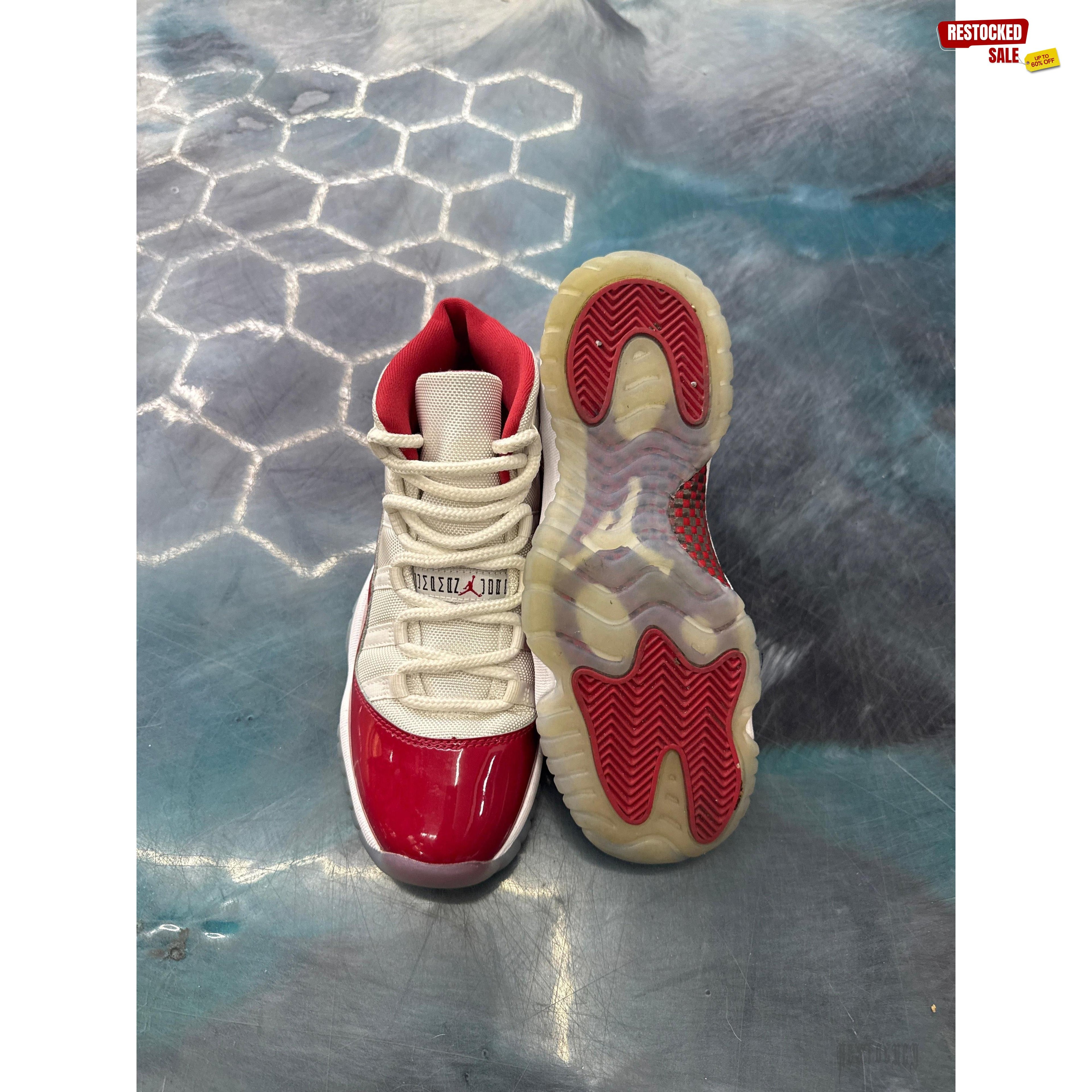JORDAN 11 RETRO CHERRY GS PRE OWNED SIZE 6Y NO BOX