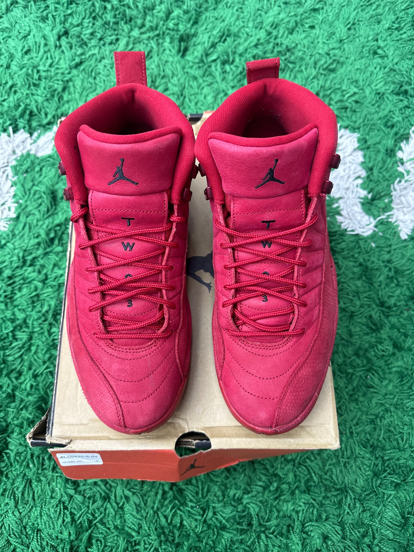 RETRO 12 RETRO GYM RED (2018) PRE-OWNED SIZE 9