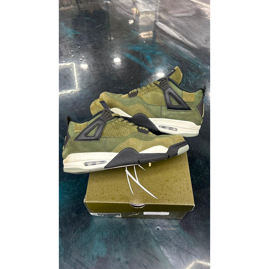 JORDAN 4 RETRO SE CRAFT MEDIUM OLIVE PRE OWNED SIZE 13