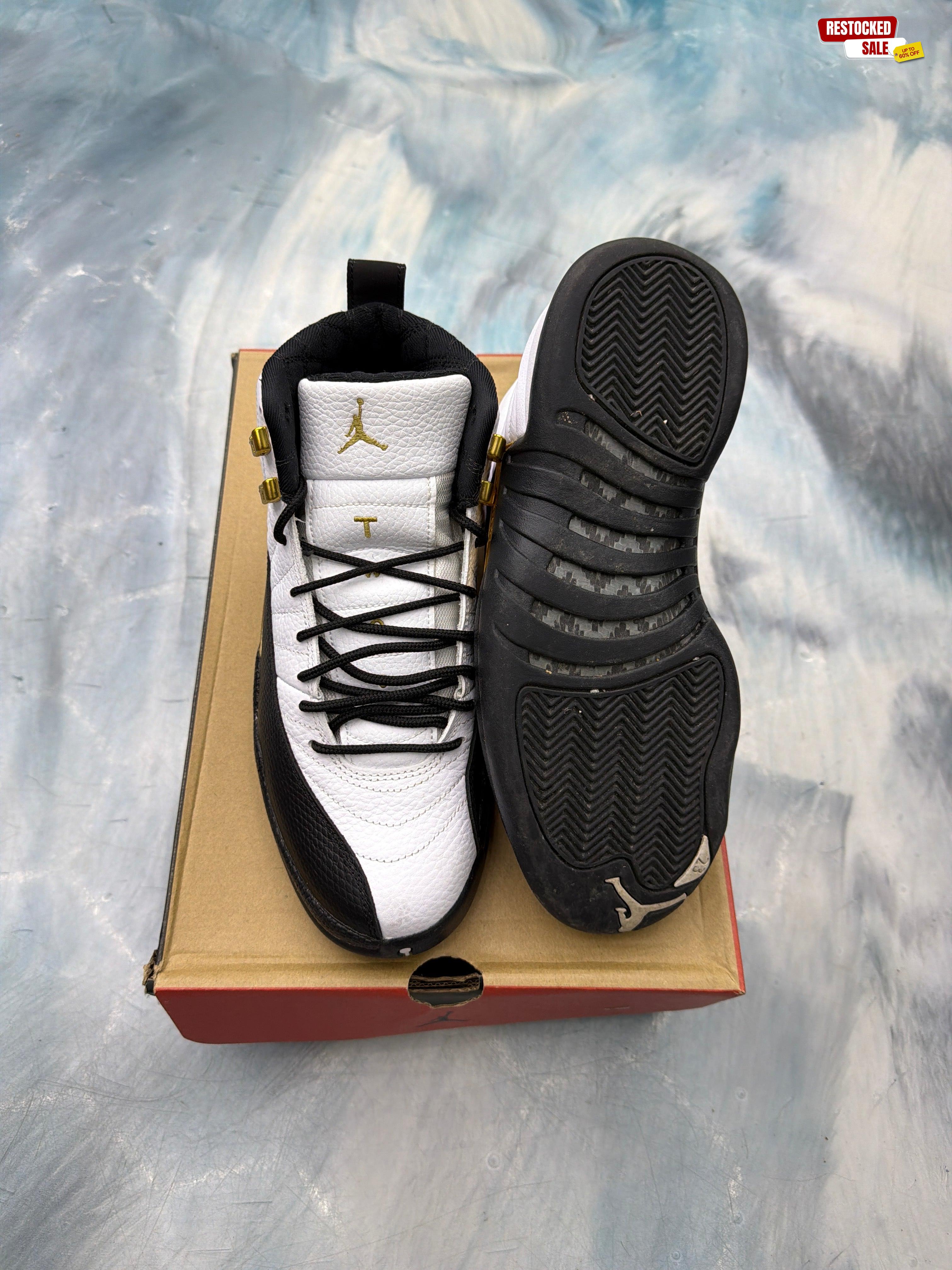 JORDAN 12 RETRO ROYALTY TAXI PRE OWNED SIZE 8.5