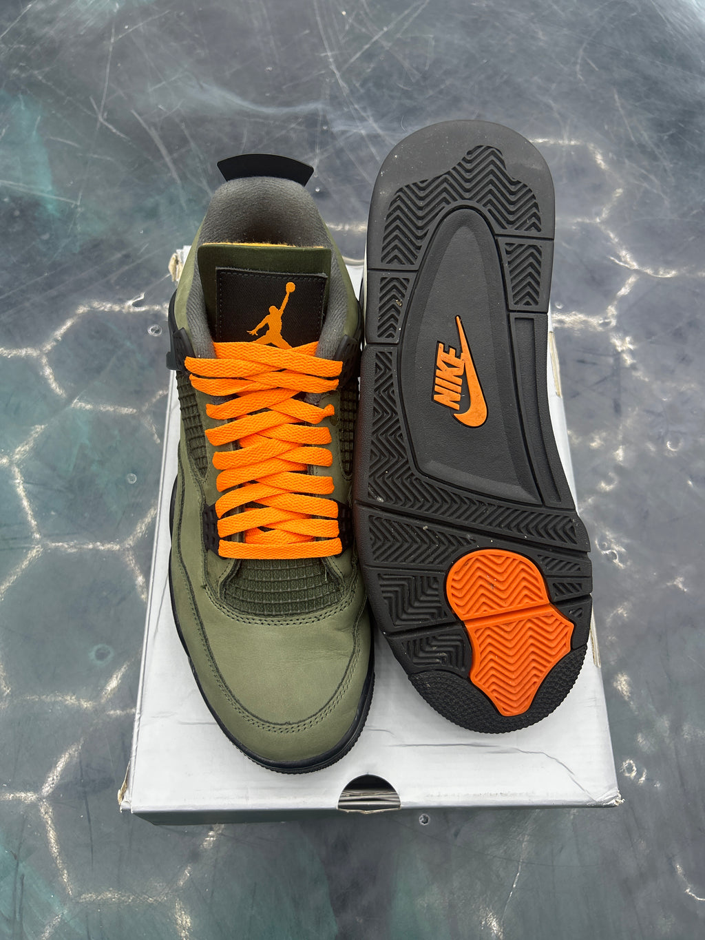 JORDAN 4 RETRO OG SP UNDEFEATED (2025) PREOWNED SIZE 10