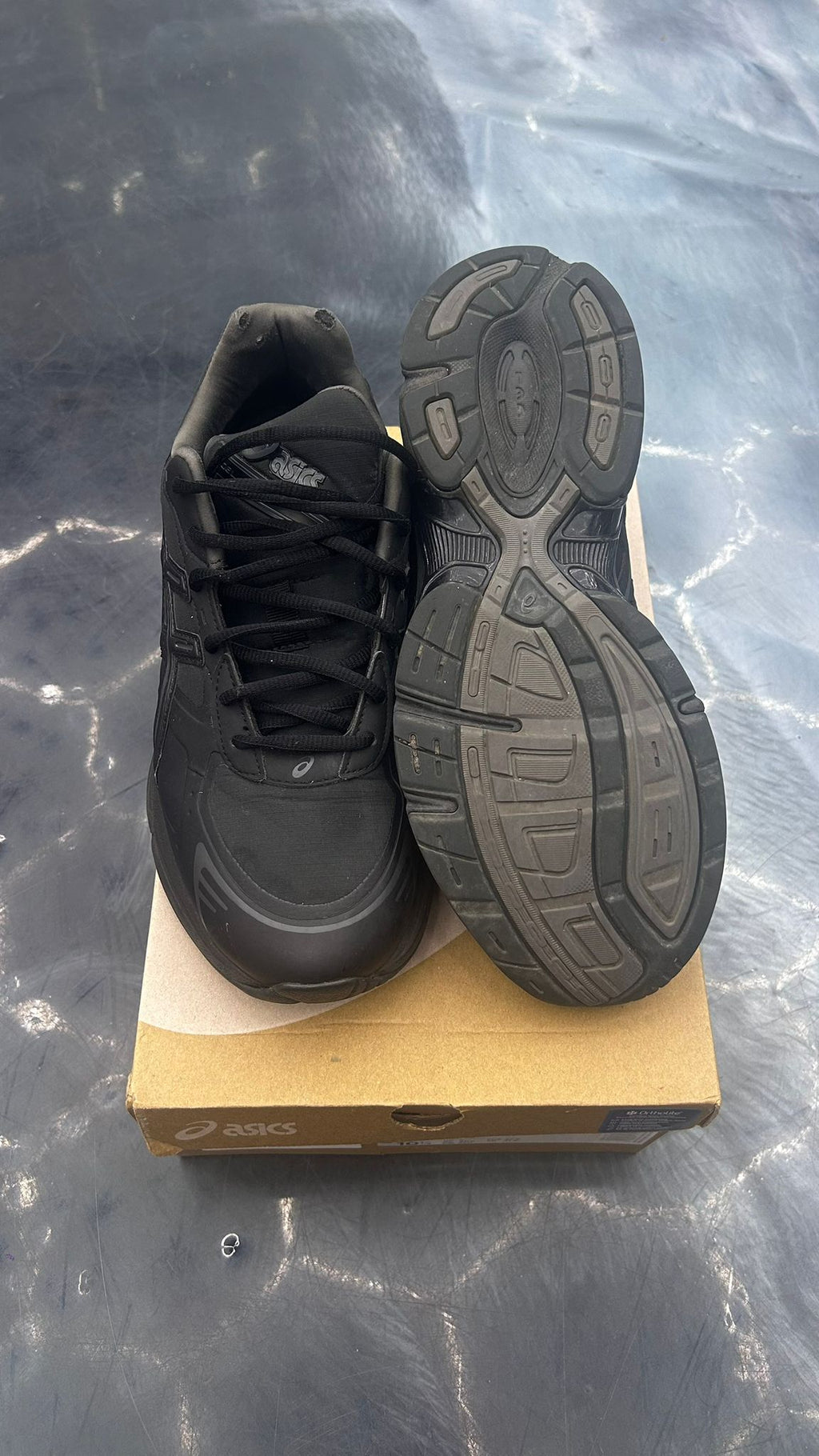 ASICS GEL-1130 NS BLACK PRE OWNED SIZE 9