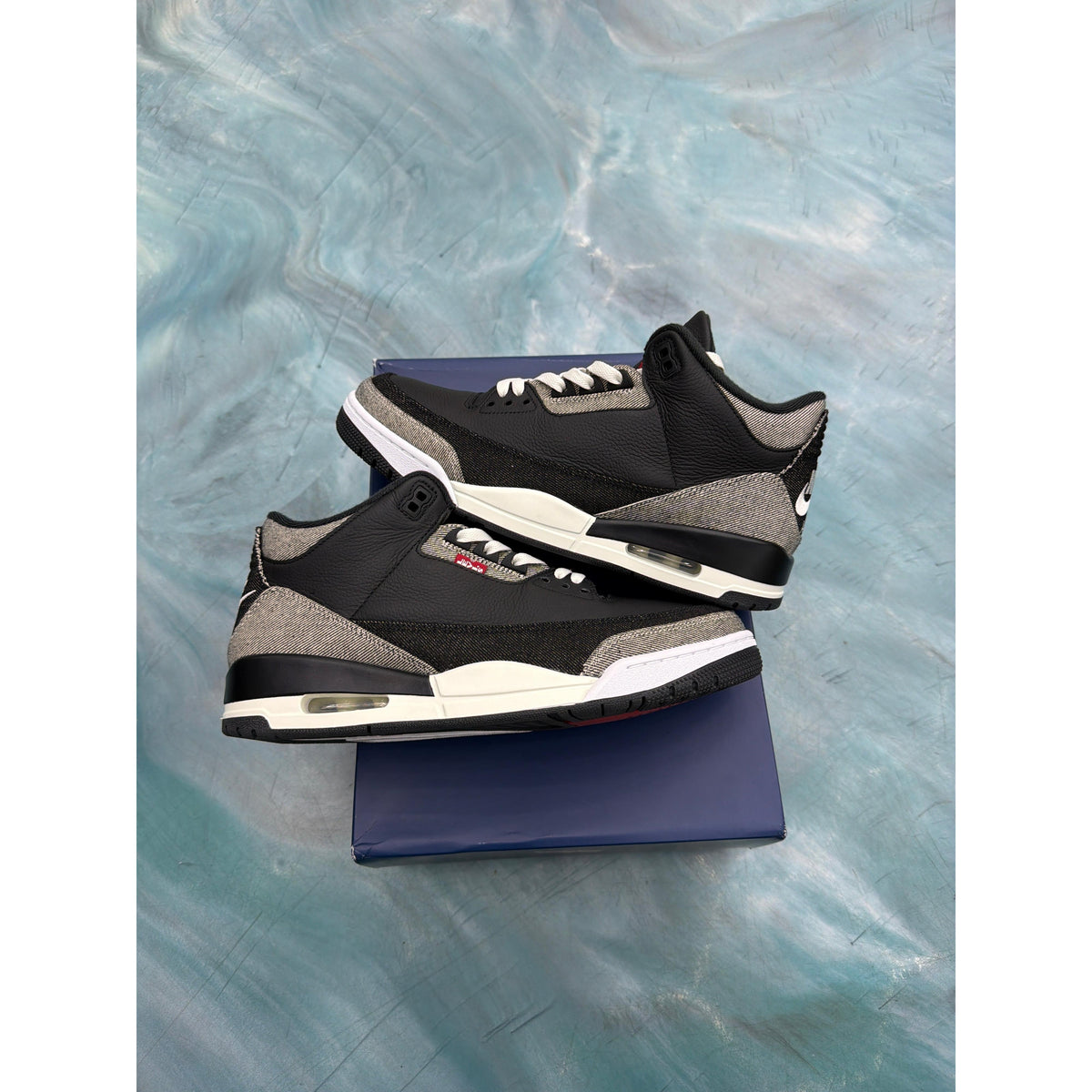 JORDAN 3 RETRO LIVIA BLACK PRE OWNED SIZE 11.5