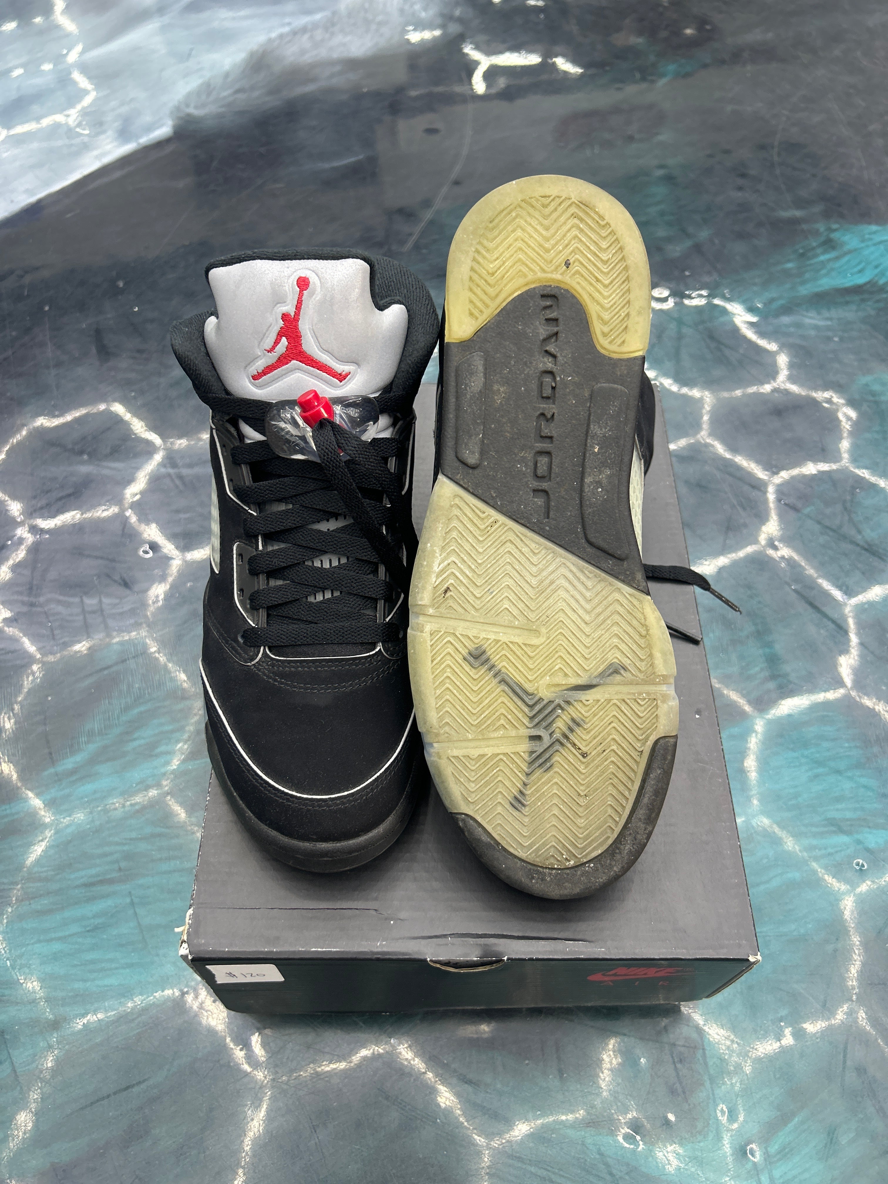 JORDAN 5 RETRO BLACK METALLIC REIMAGINED PRE OWNED SIZE 7Y